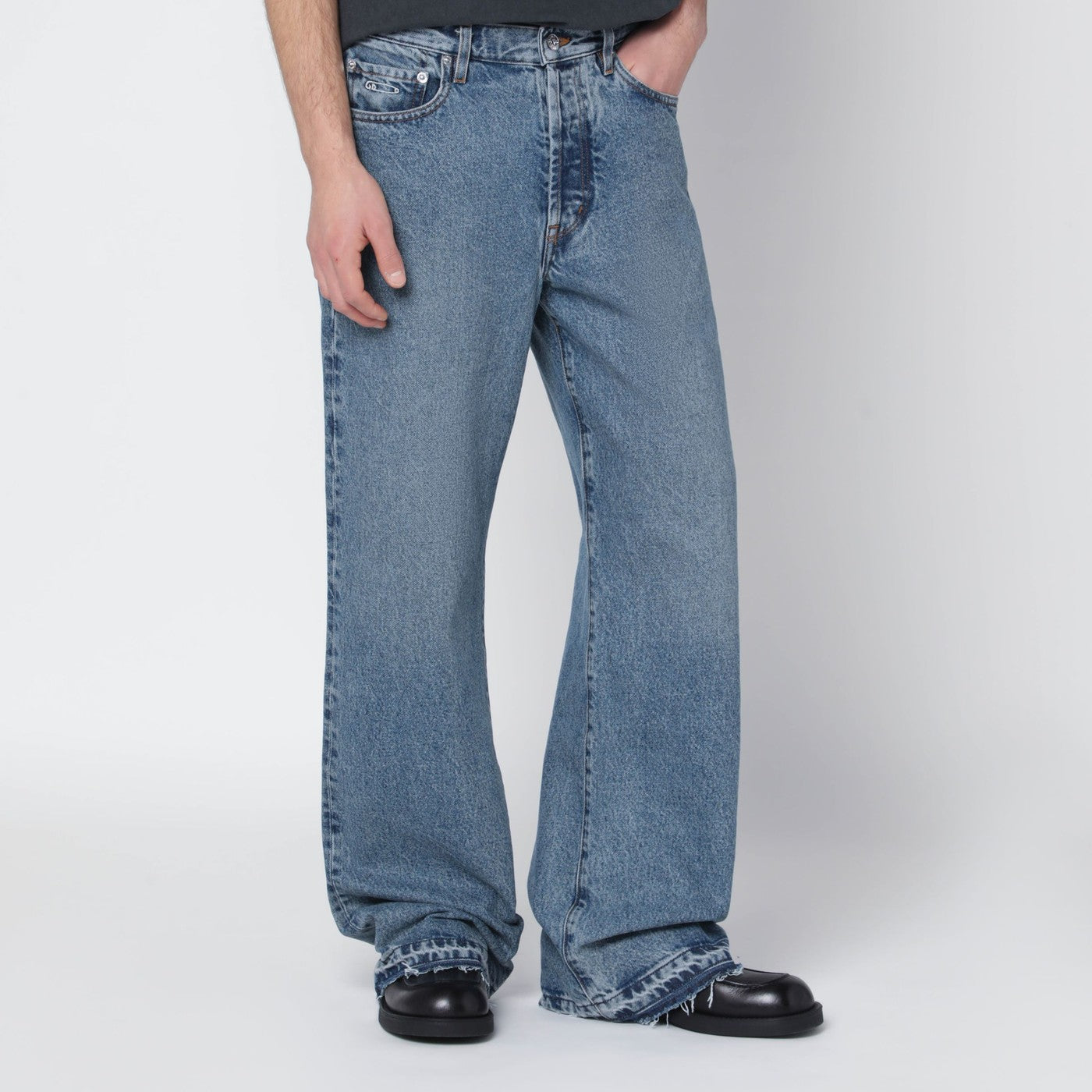 Melrose medium-blue jeans