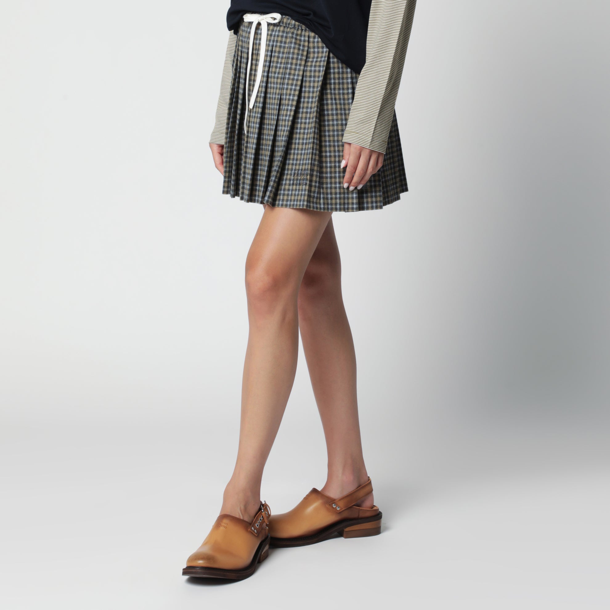 Grey/sand checked pleated mini skirt
