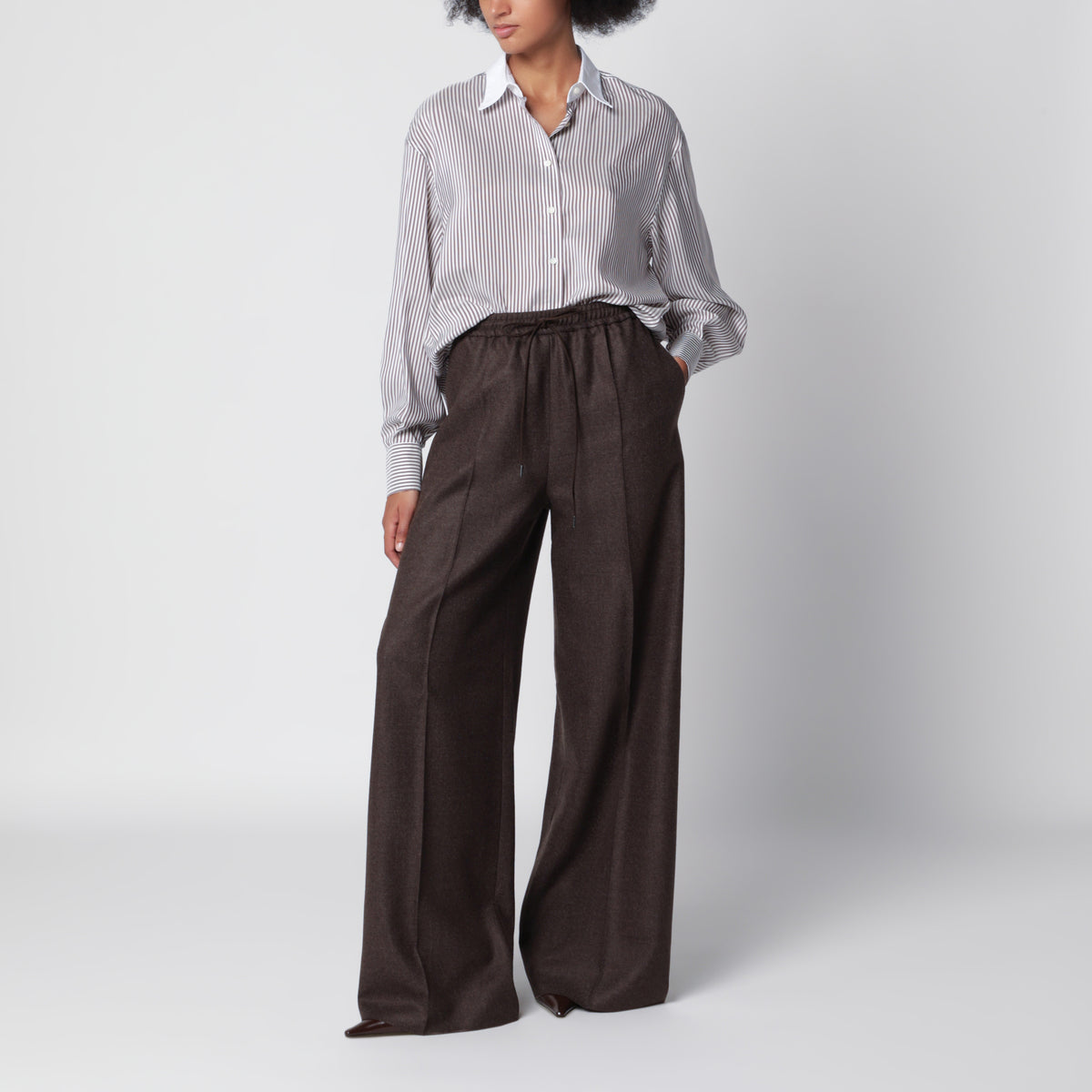 Camicia a righe bianca e cabernet in seta