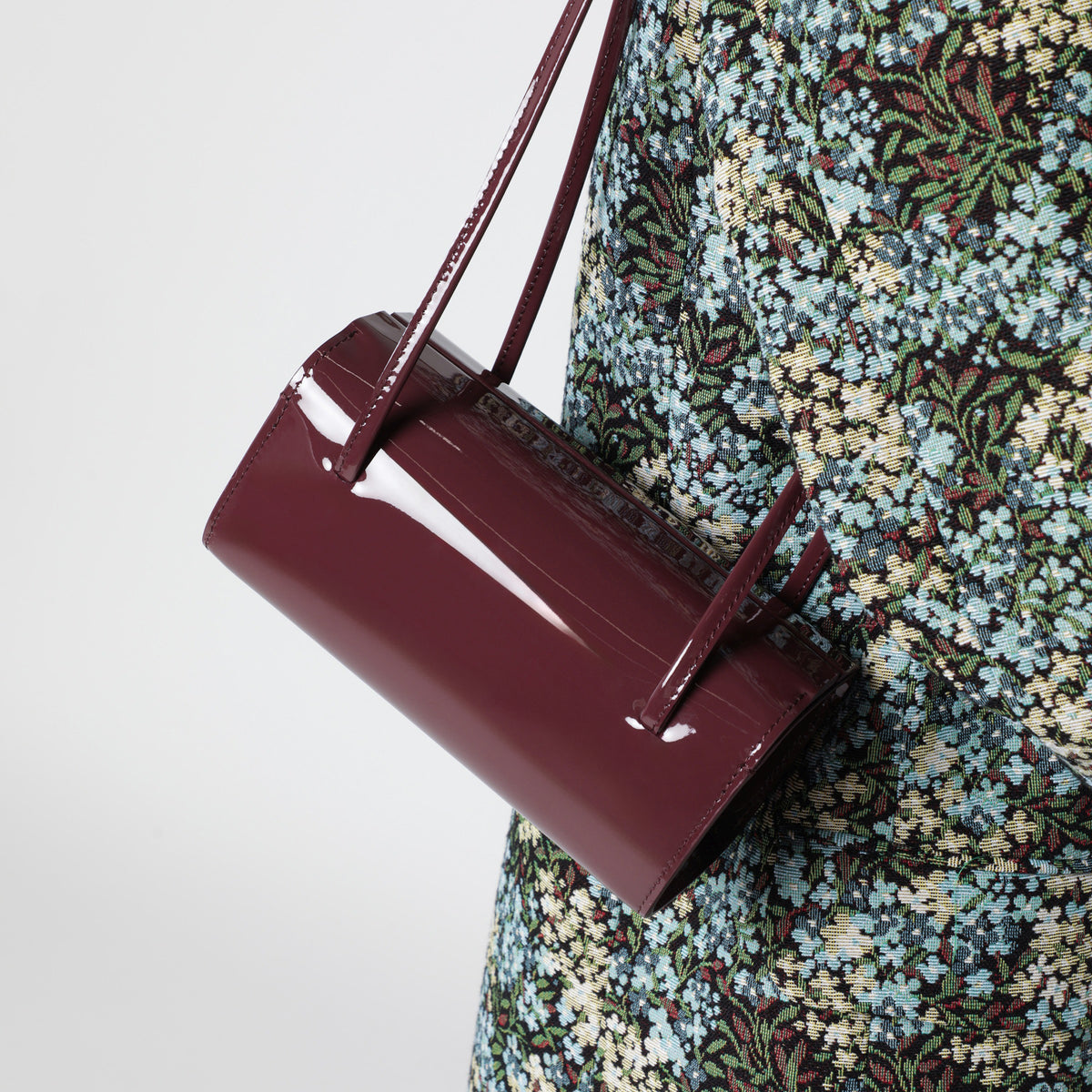 Borsa a spalla Mie bordeaux in pelle verniciata