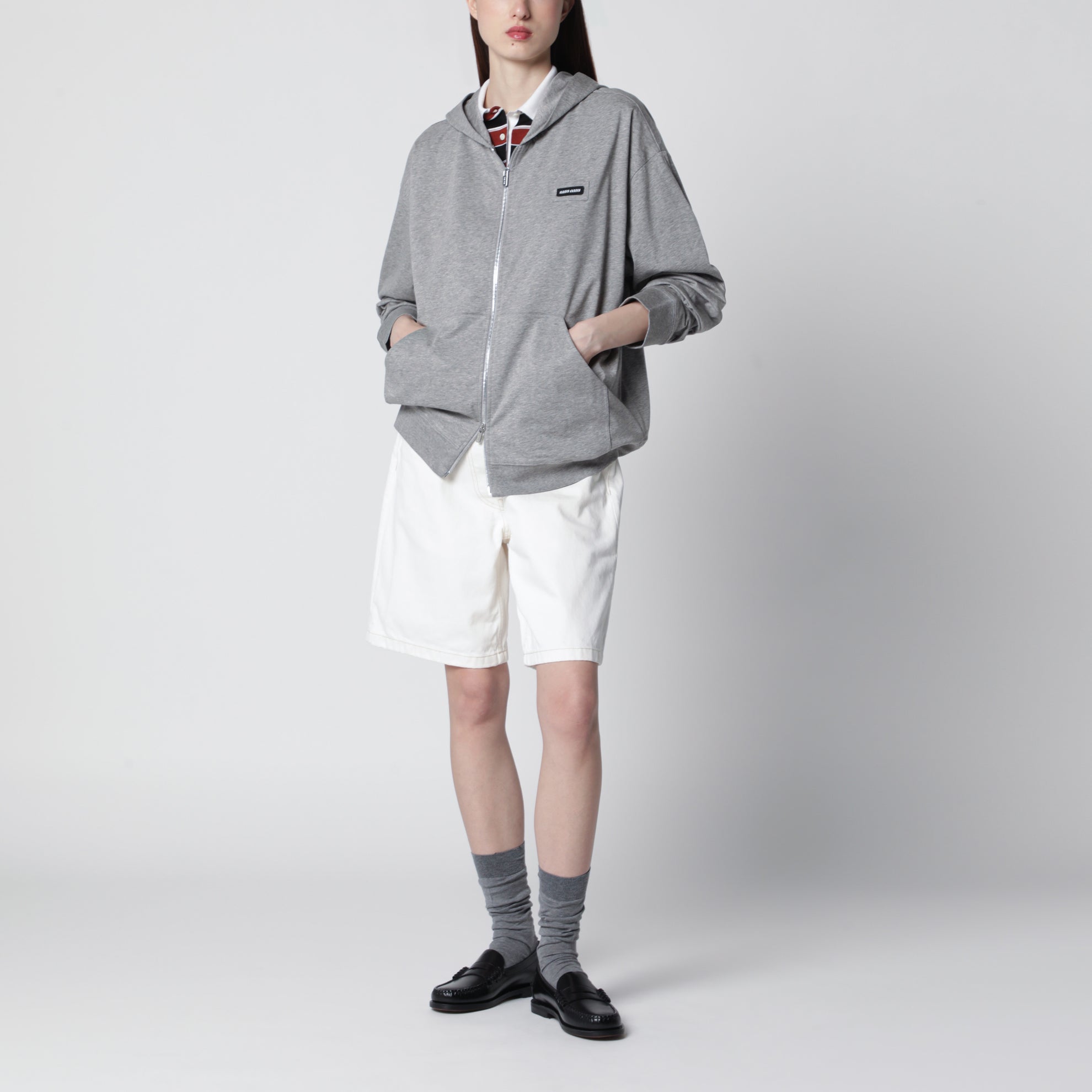 Graue Sweatjacke aus Baumwolle mit Reißverschluss