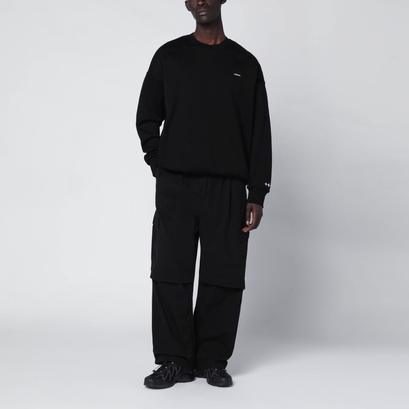 Black cotton sweatshirt with embroidered logo