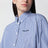 Camicia cropped a righe bianca/cobalto con ricamo logo