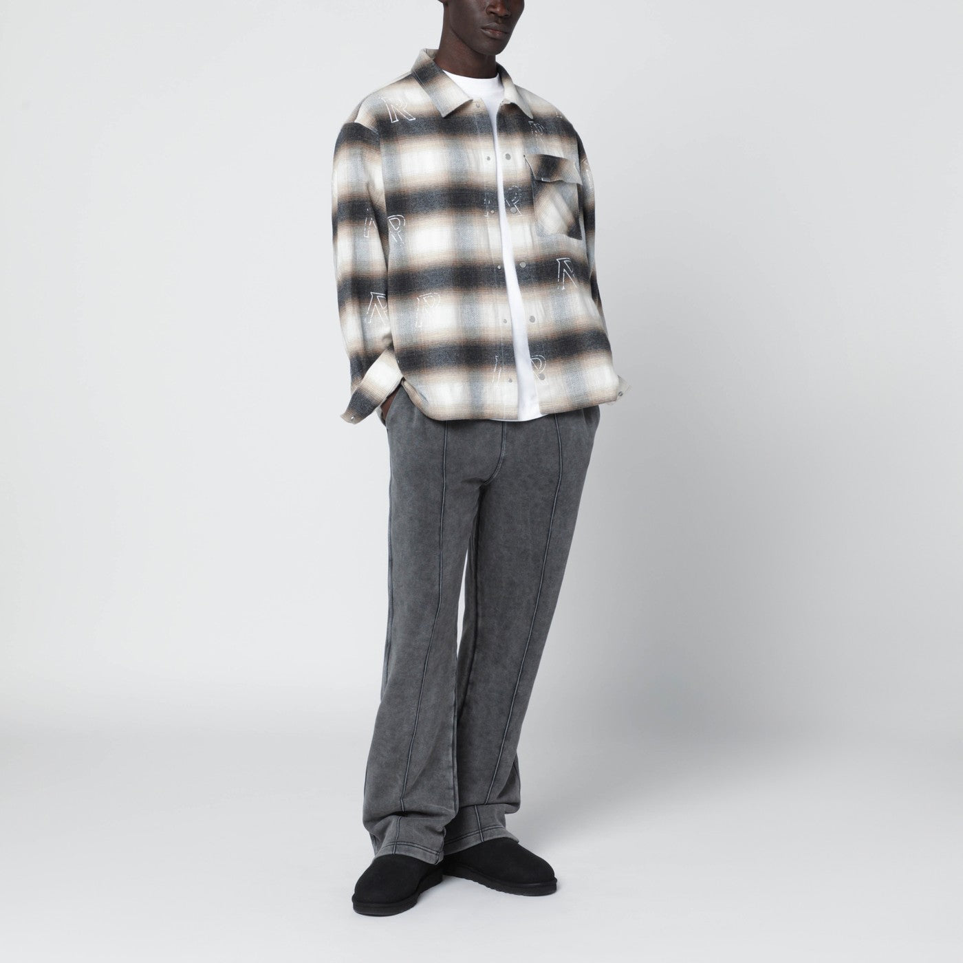 Milchfarbiges Flanellhemd mit Karomuster