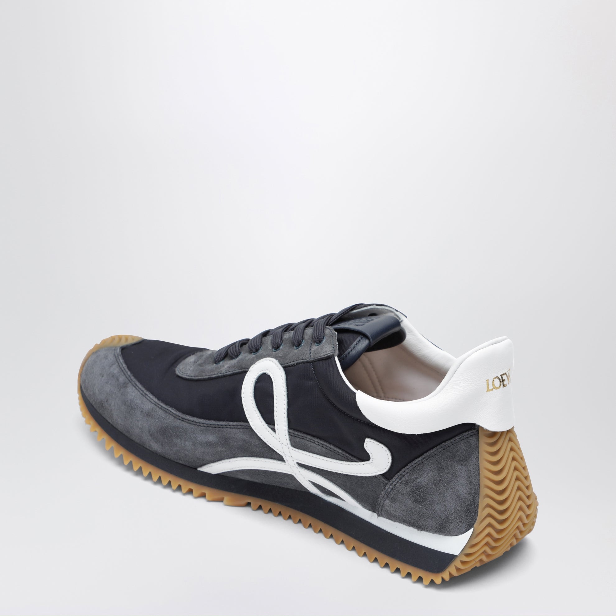 SchnürSneakers Flow Runner 2.0 aus Nylon und Wildleder