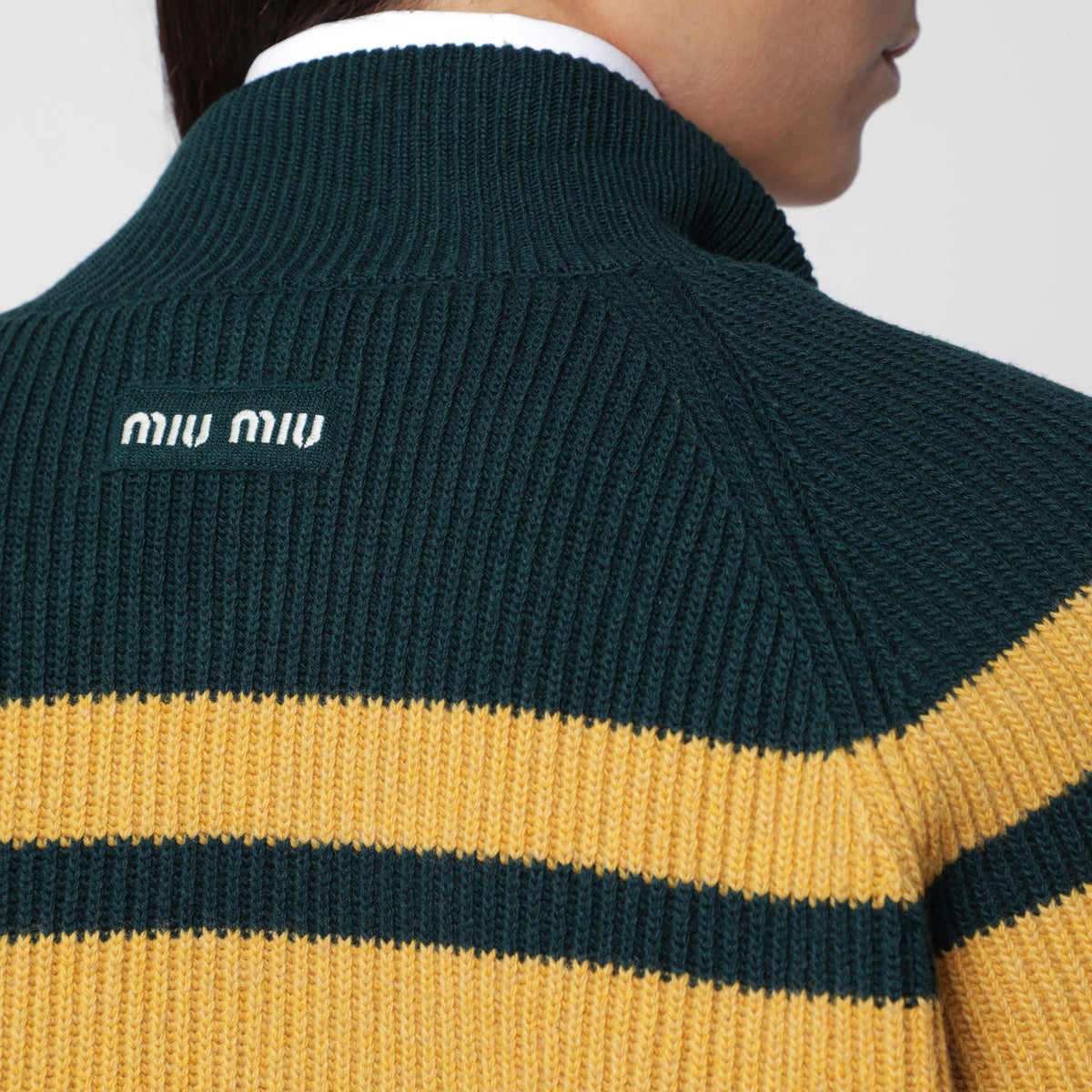 Cardigan zippé vert bouteille/jaune en laine