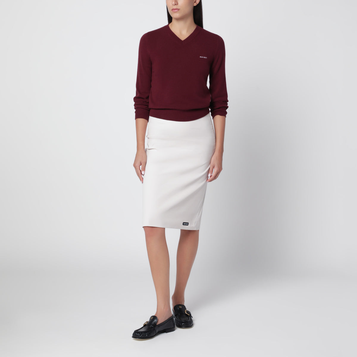 Amaranto V-neck wool sweater