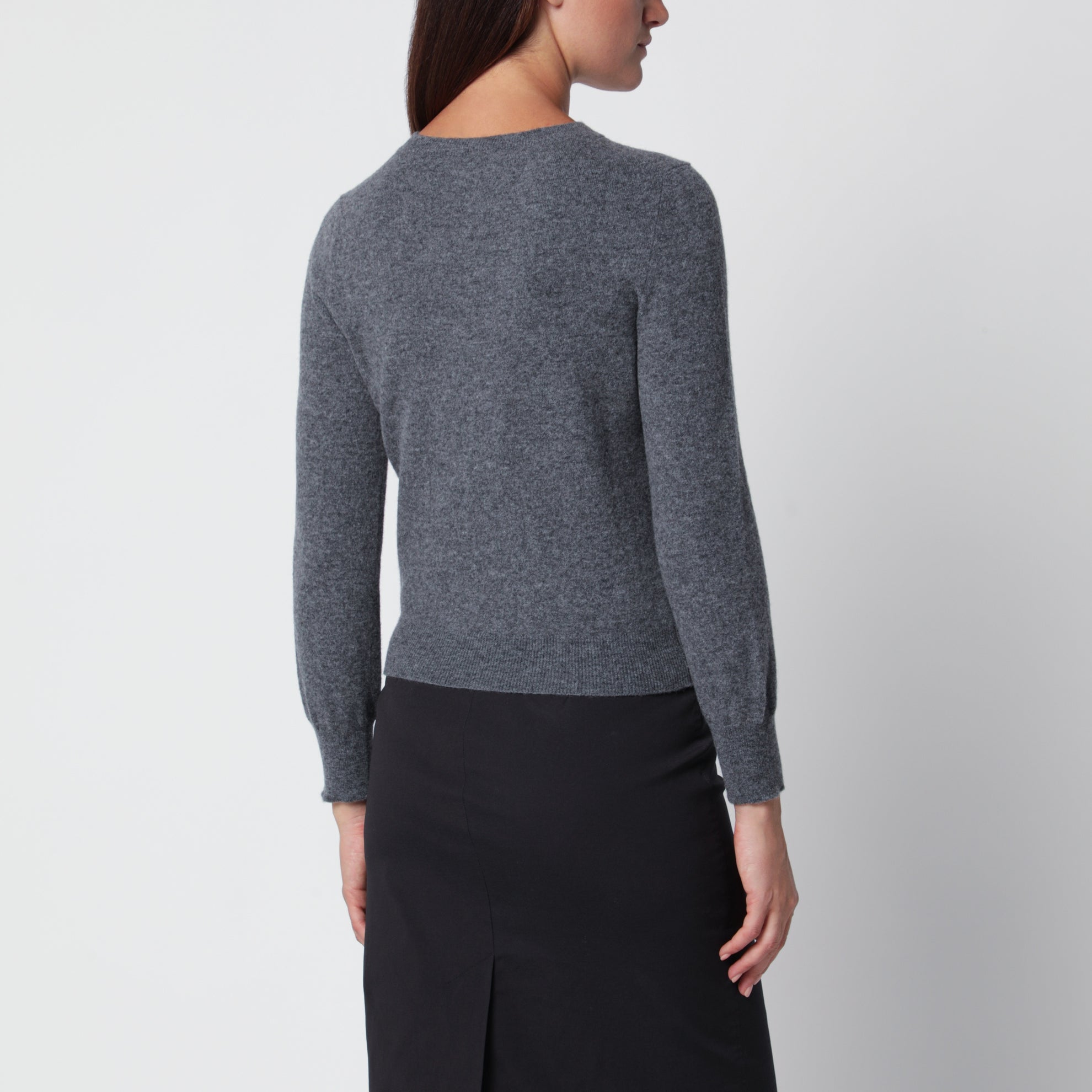 Pull ardoise en laine à col V