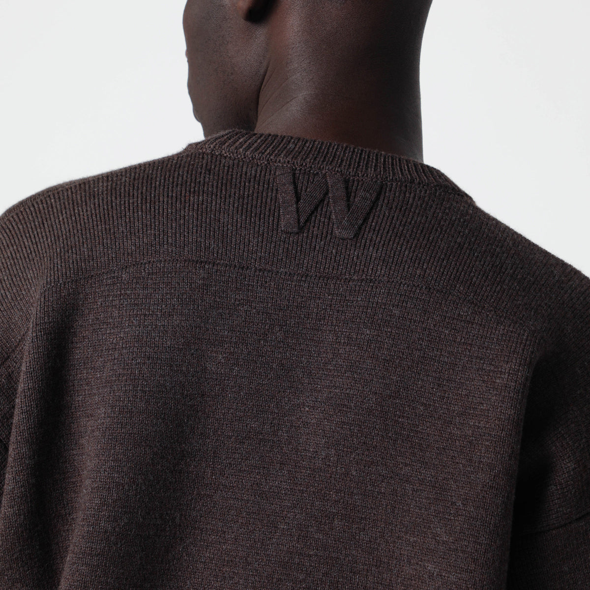 Pull Chavarria marron en laine