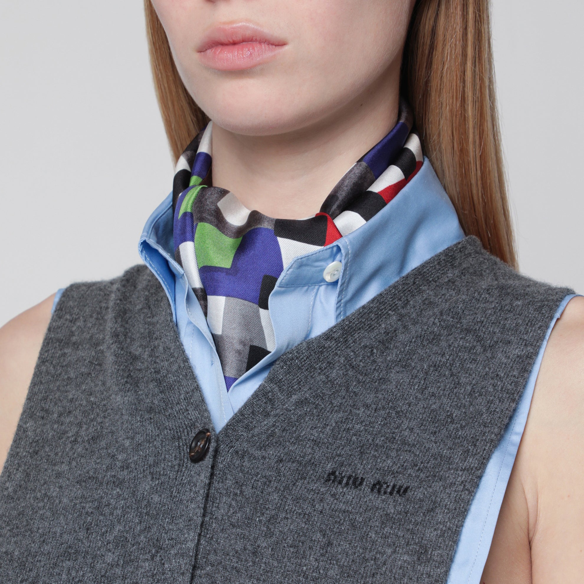 Cardigan gilet grigio ardesia in cashmere