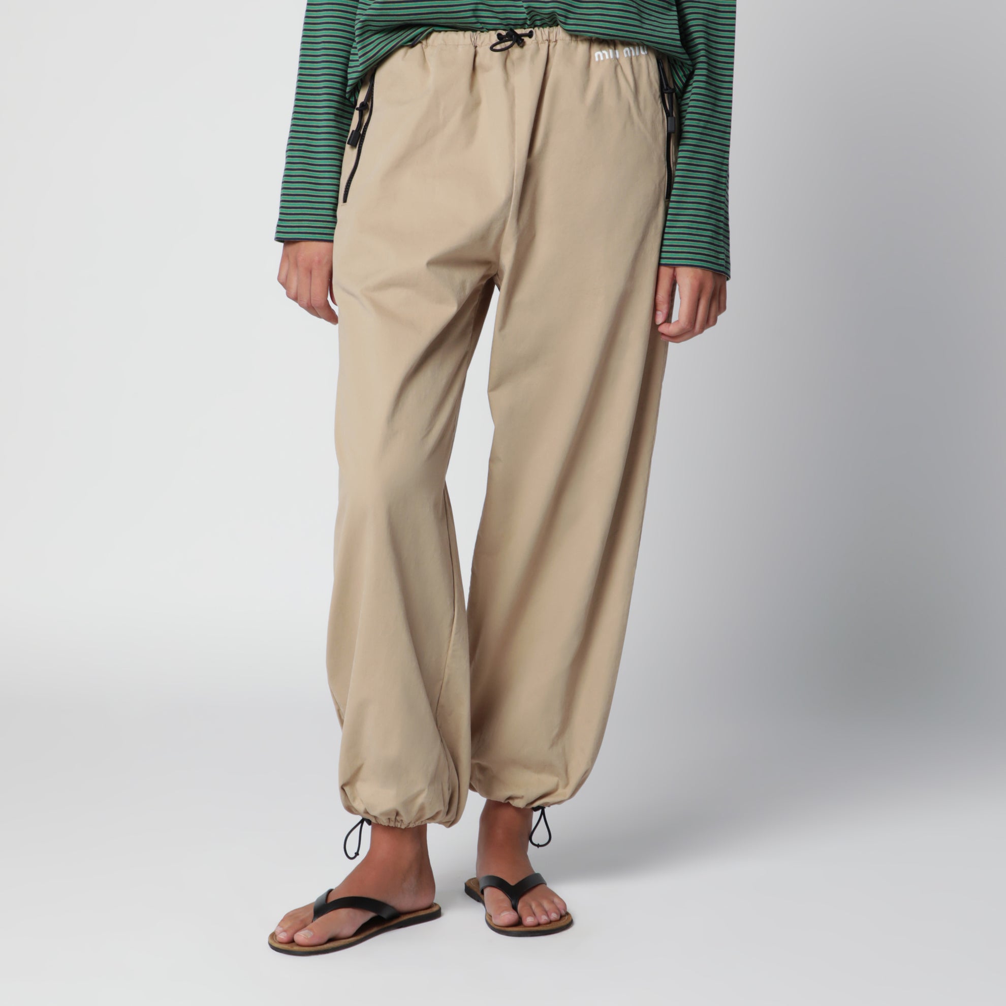 Pantaloni in gabardine beige