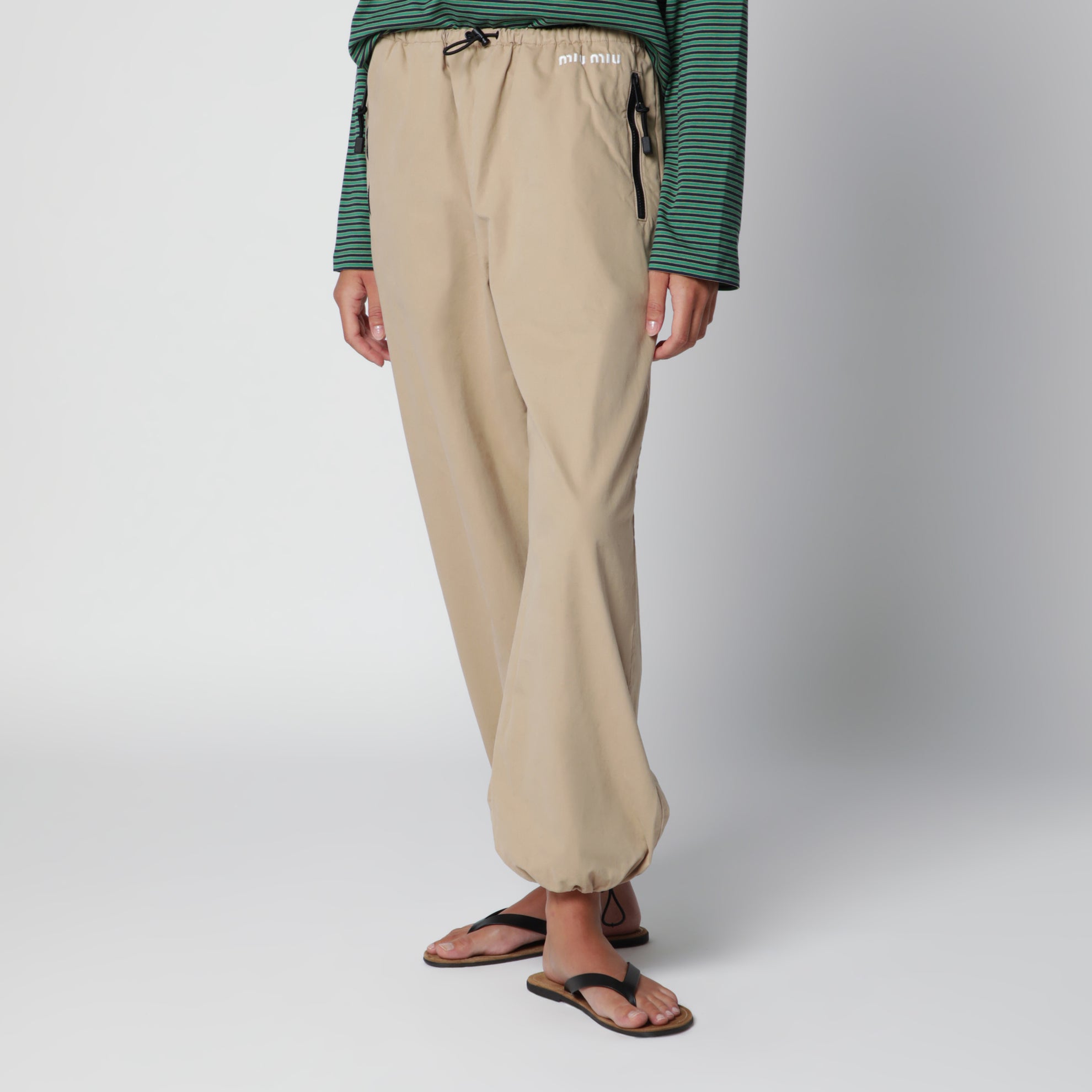 Pantaloni in gabardine beige