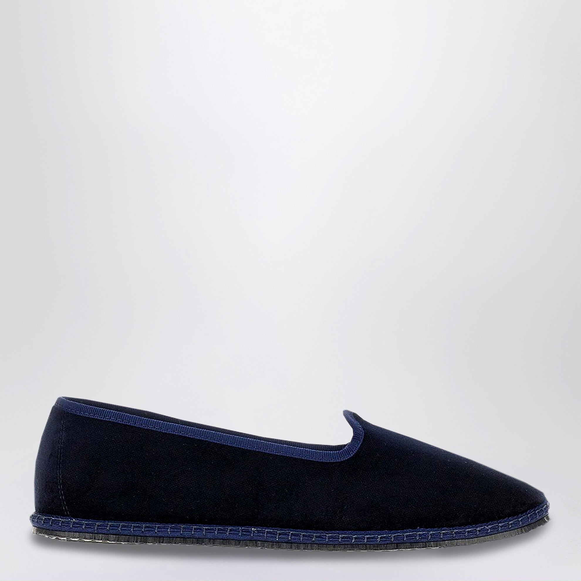 Friulane in blue velvet