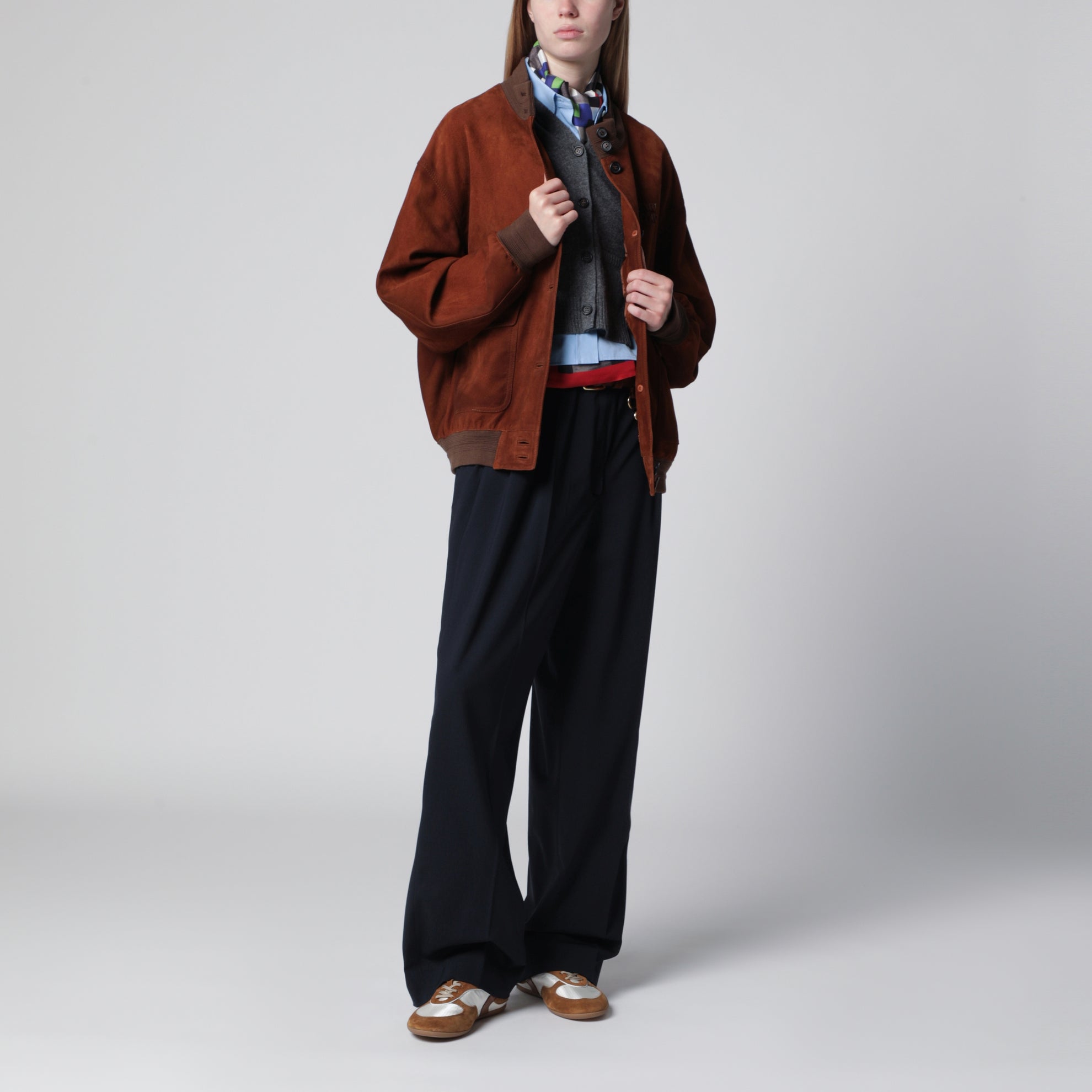Blouson en daim d’agneau ciré couleur châtaigne