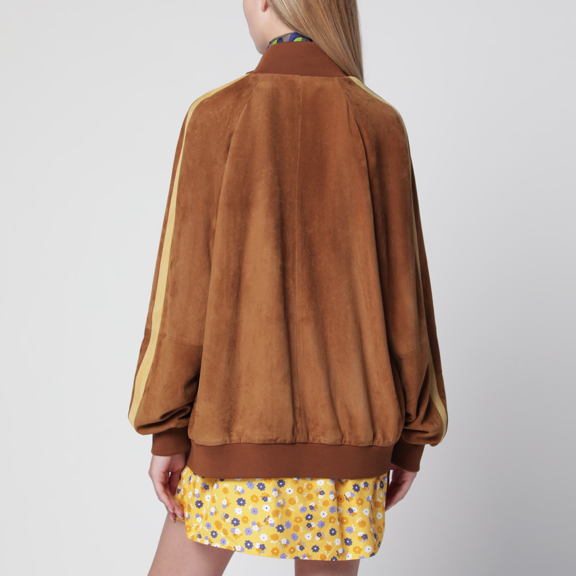 Gewachste Wildlederjacke in Cognac