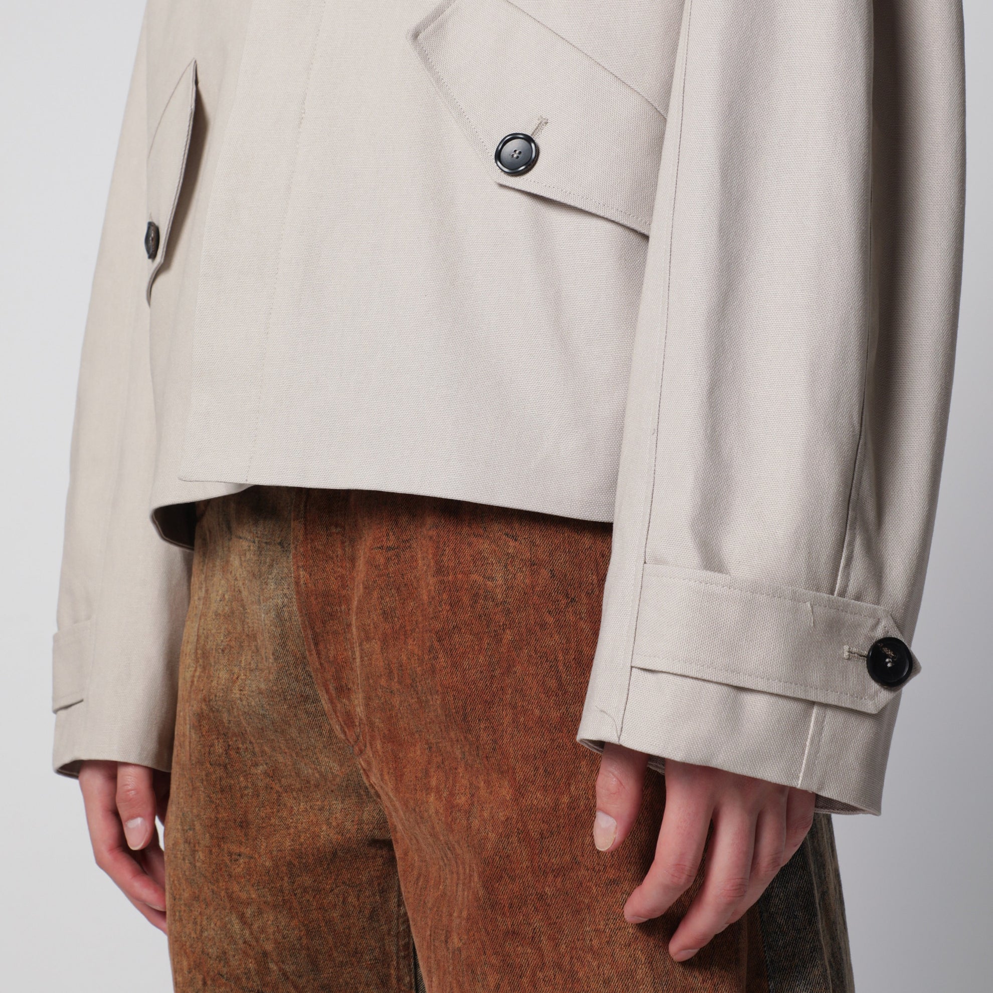 Trench corto beige in cotone