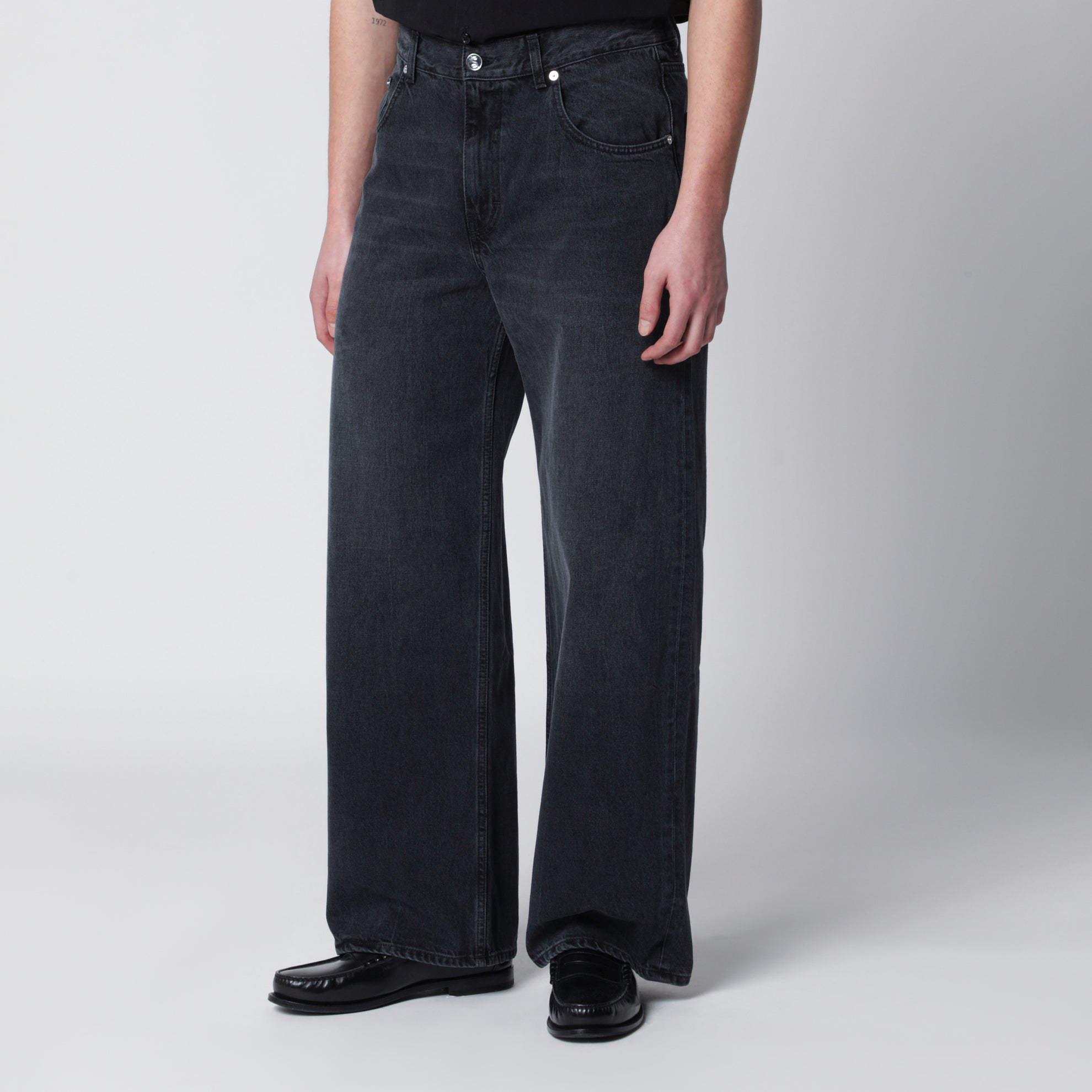 Relaxed Cut washed black jeans