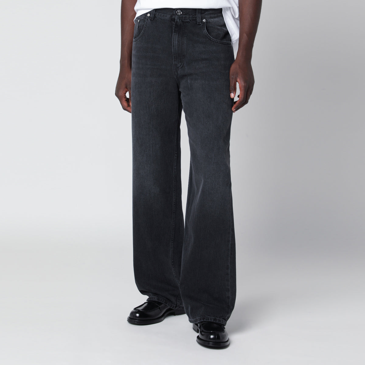 Relaxed Cut washed black jeans