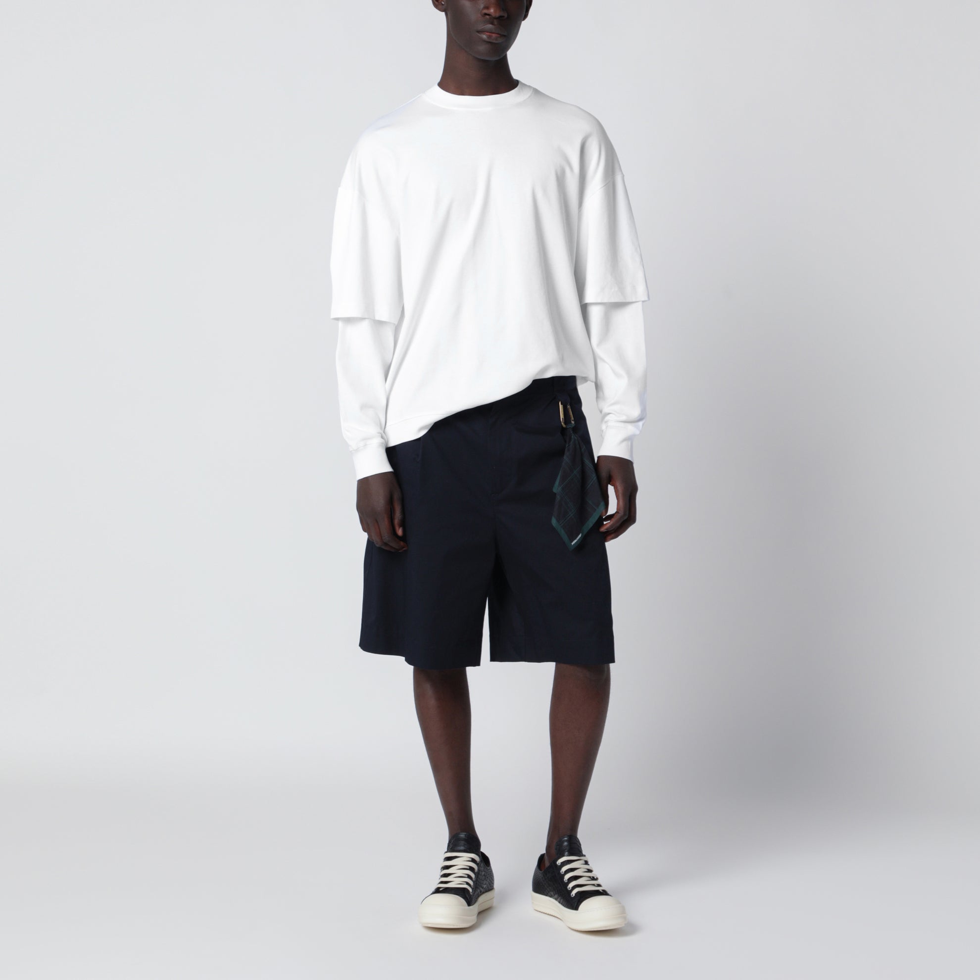 Denis navy blue cotton bermuda shorts