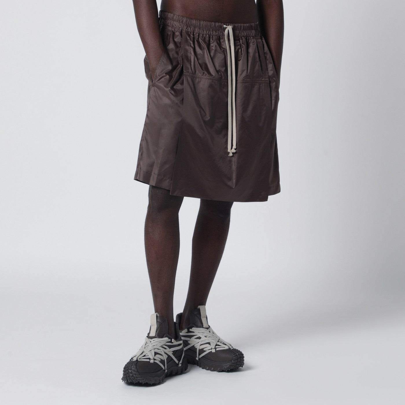 Shorts kilt avec cordon de serrage couleur boue