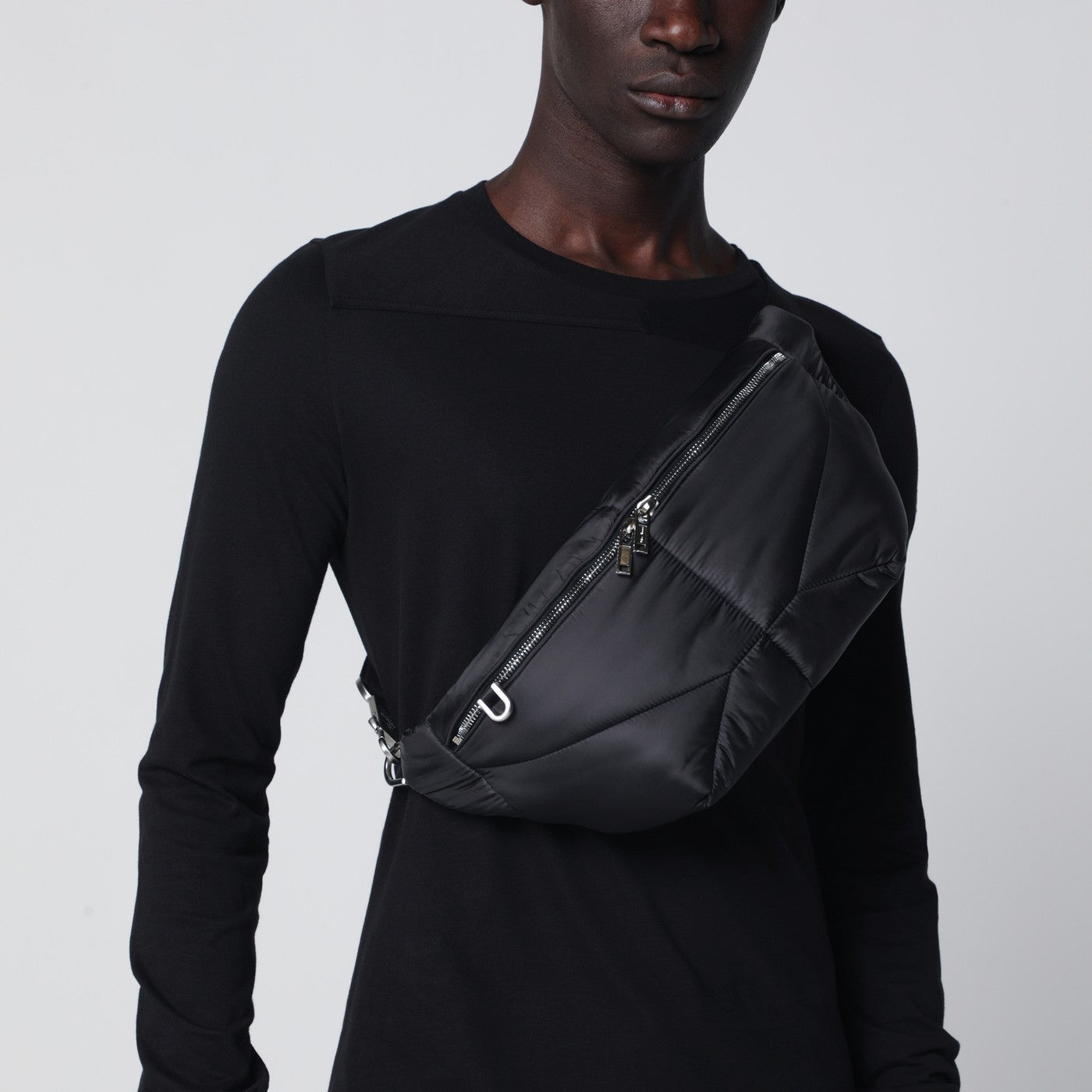 Quilted belt bag in black