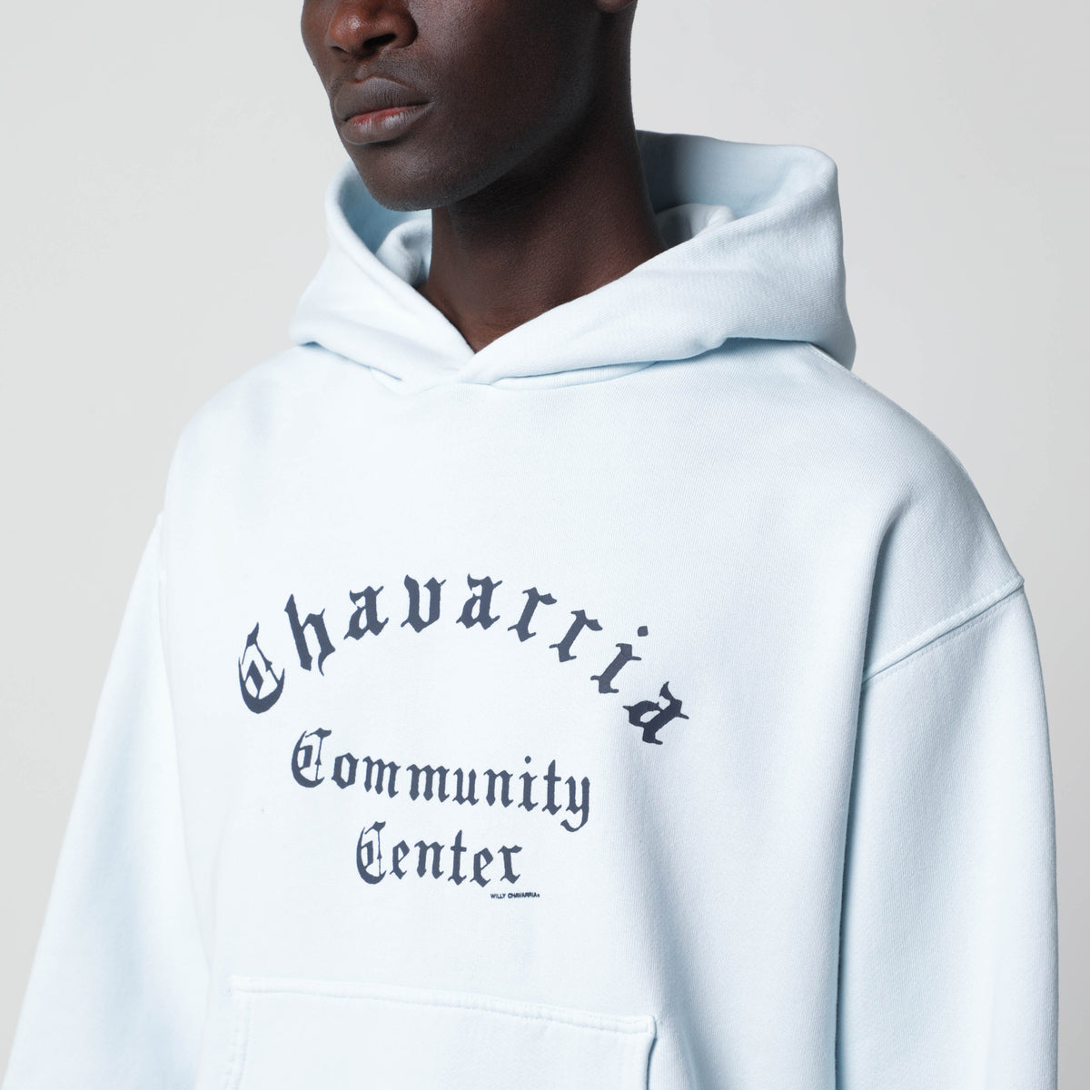 Sweat à capuche bleu en coton du centre communautaire Chavarria