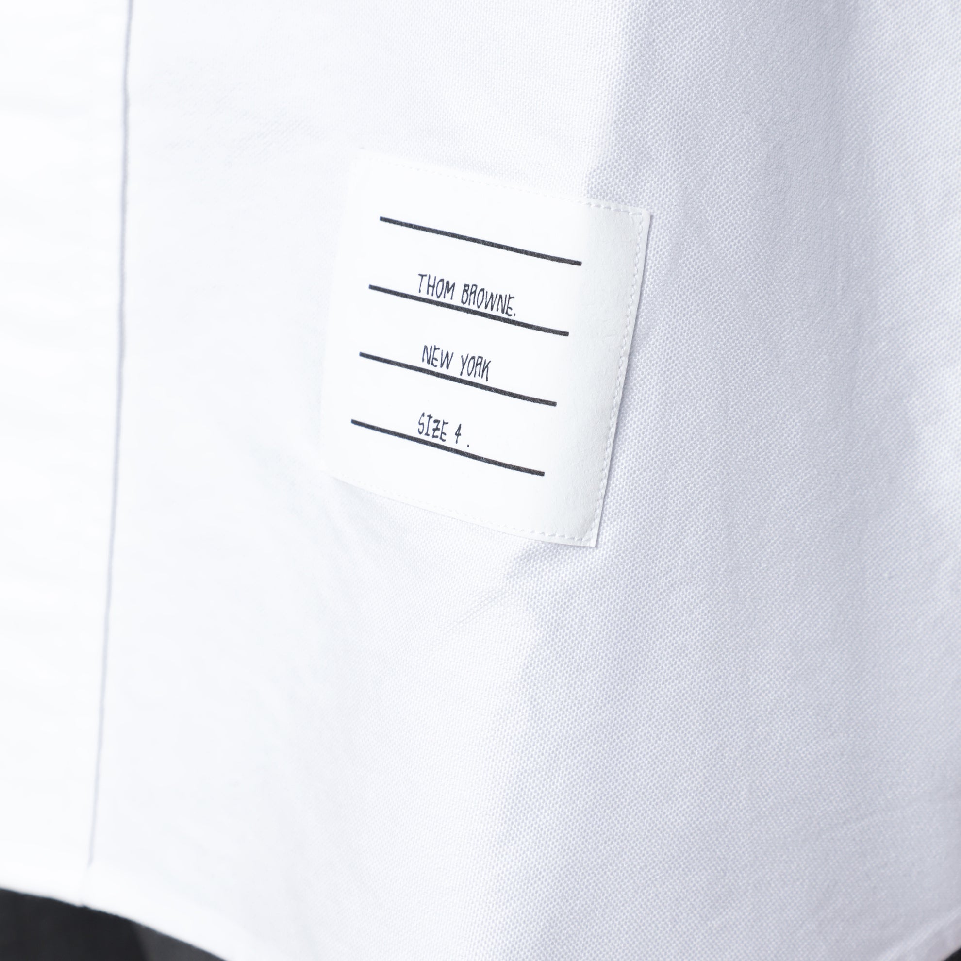 Chemise boutonnée blanche en coton