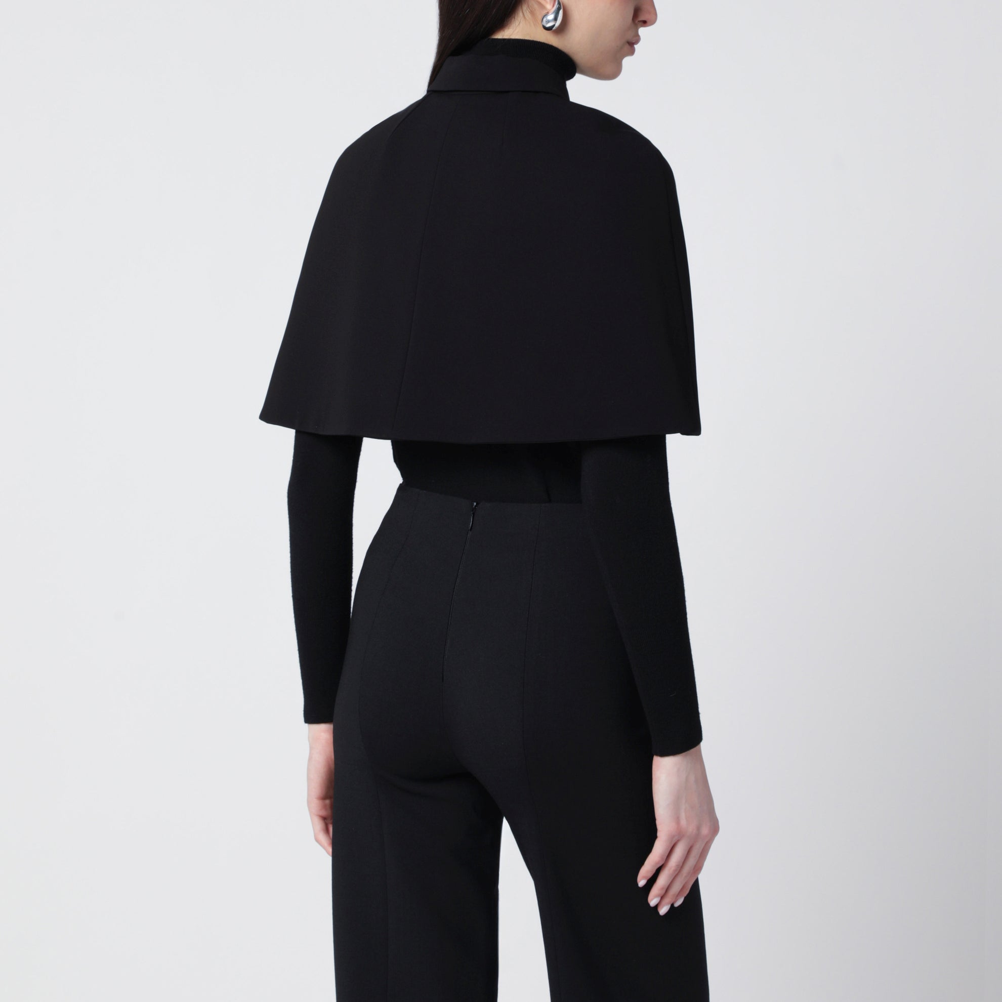Schwarzer Cropped-Cape aus Cady
