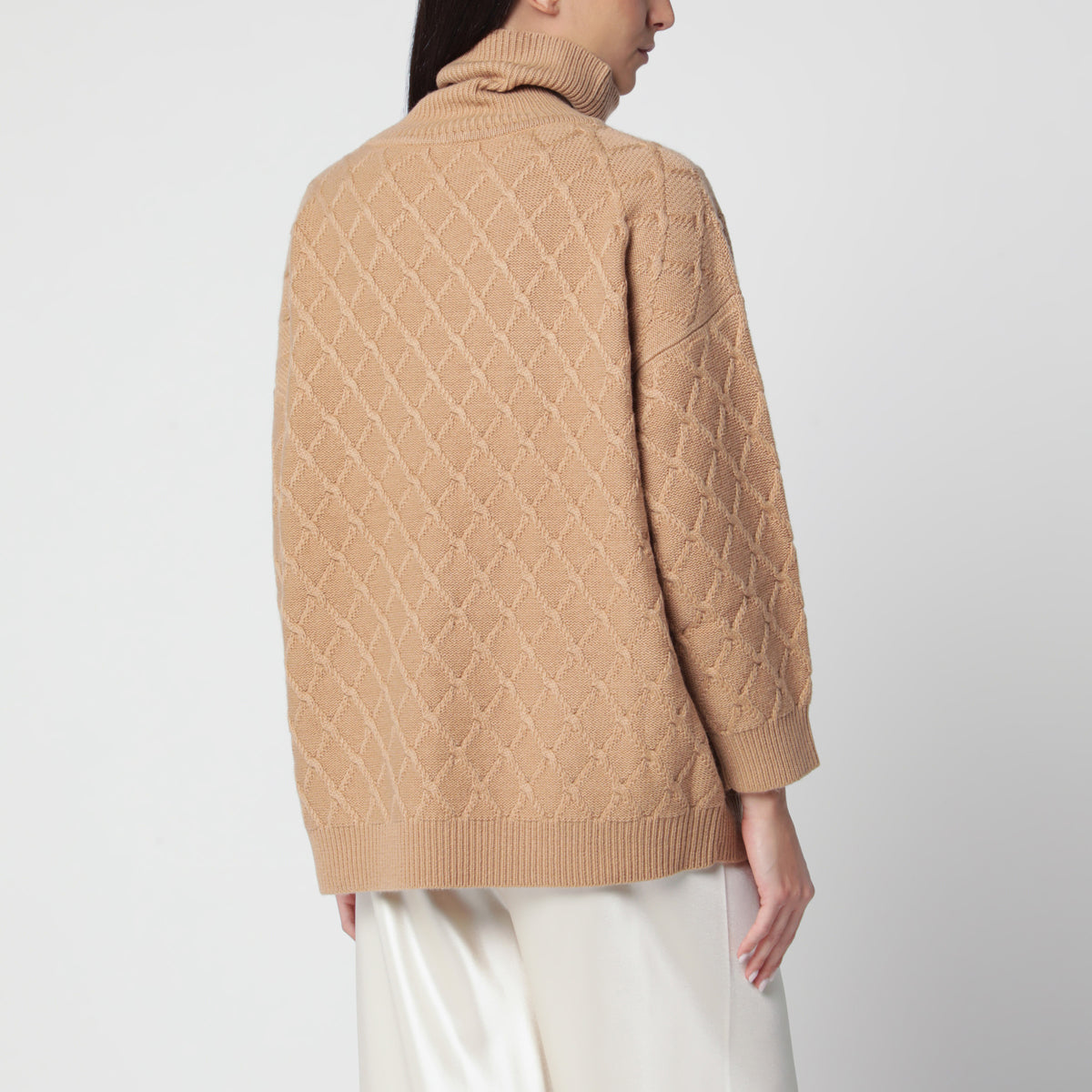 Oversized Pullover aus Wolle und Kaschmir in Camel