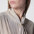 Camicia in seta con foulard beige roccia