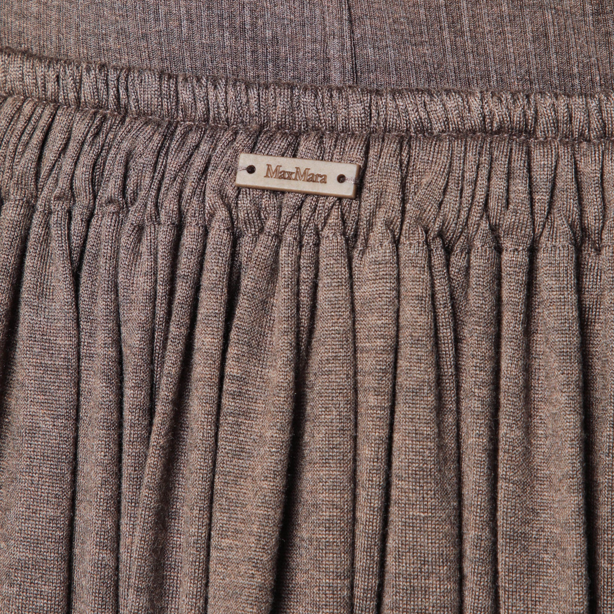 Long Pleated Skirt in Dark Khaki Lightweight Jersey