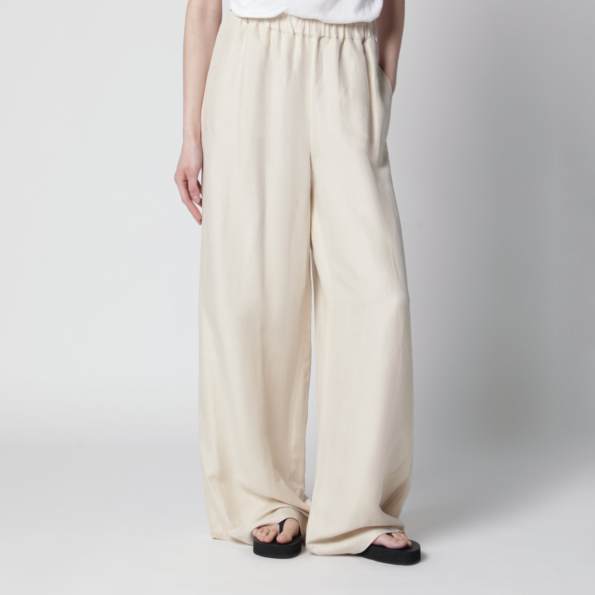 Pantaloni wide leg in twill di lino e seta beige
