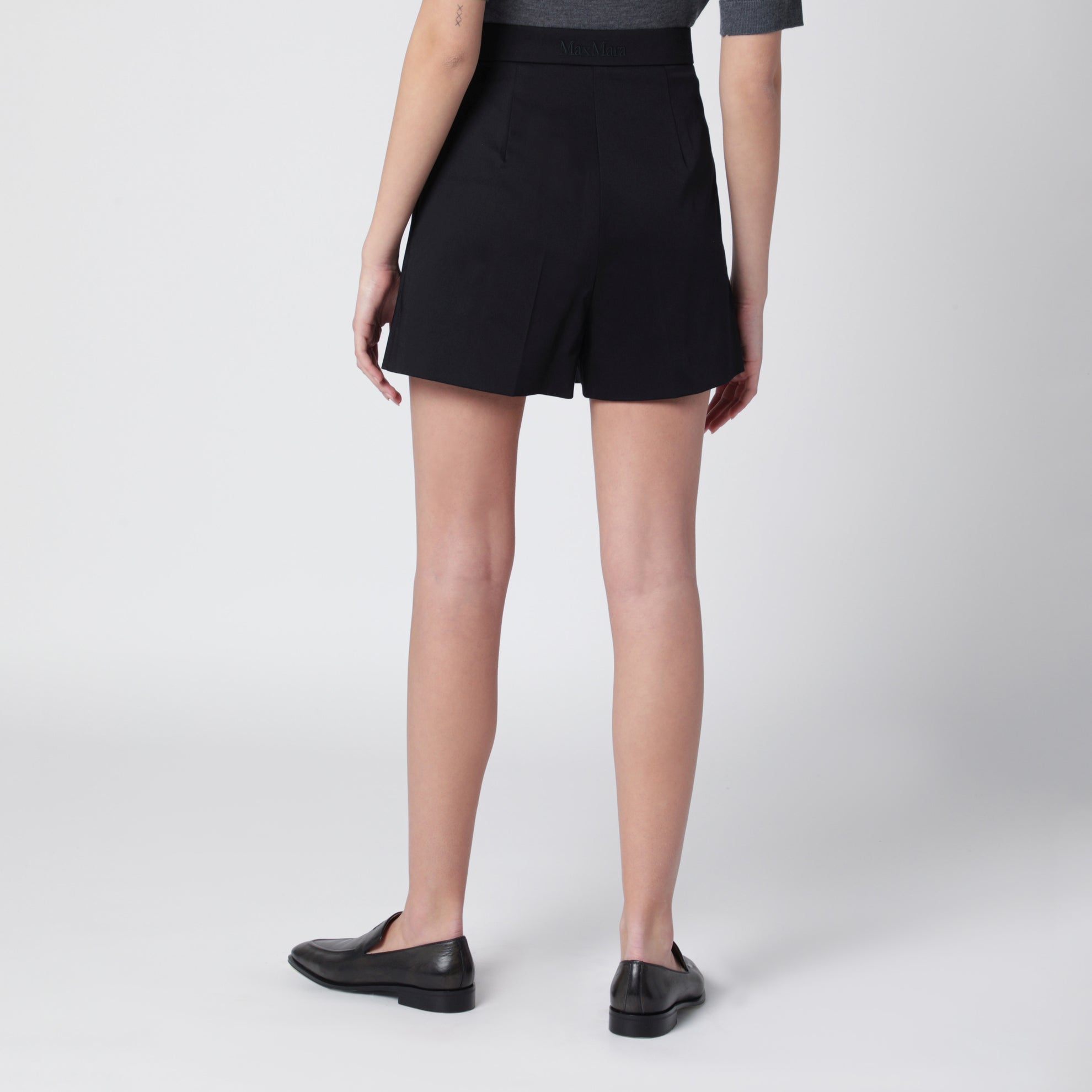 Black stretch cotton satin shorts