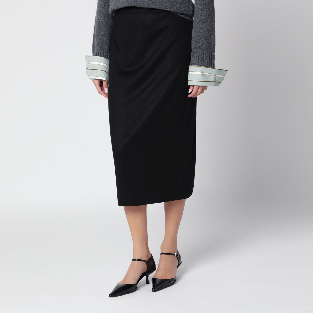 Black pencil skirt in zibeline camel