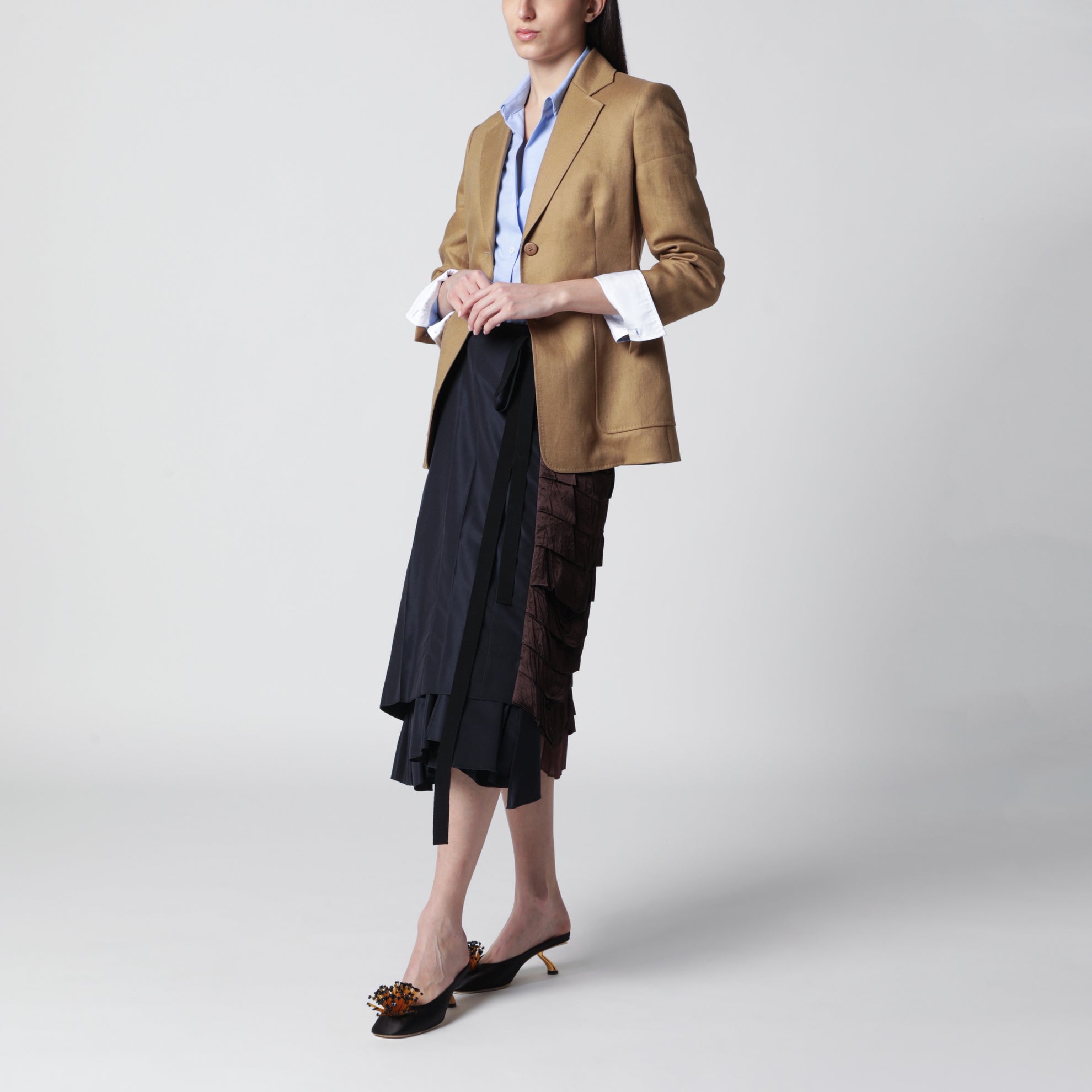 Blazer monopetto semiaderente in lino beige