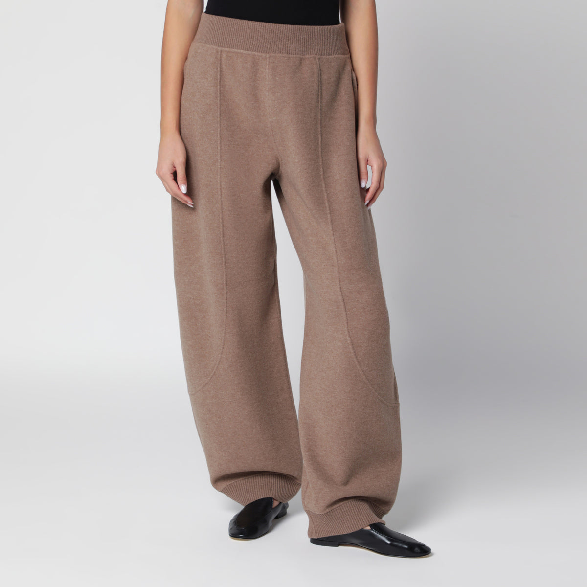 Braune Joggerhose aus Wolle und Kaschmir