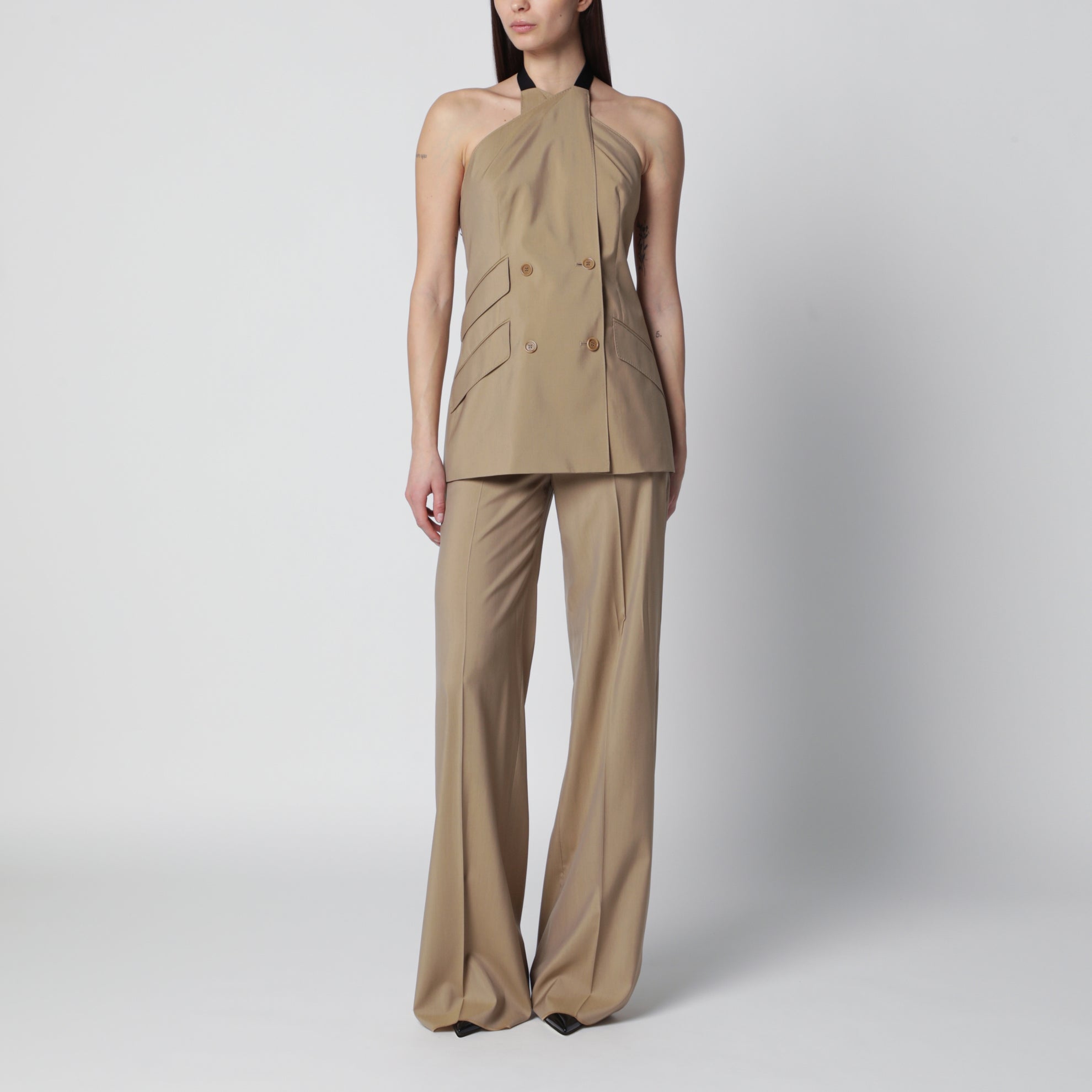 Sleeveless jacket in sand-colored wool and silk poplin