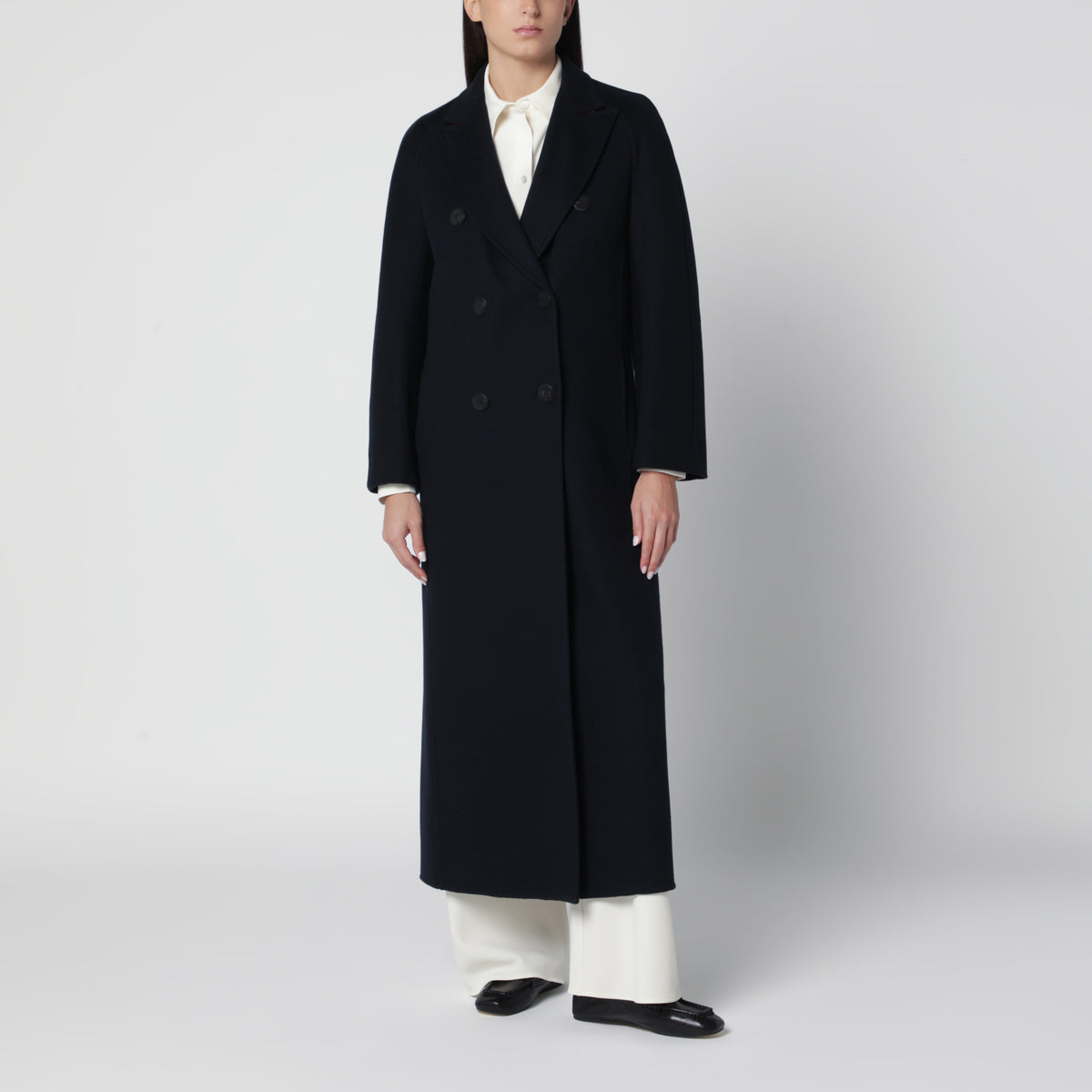 Double-breasted coat in brushed cashmere in midnight blue