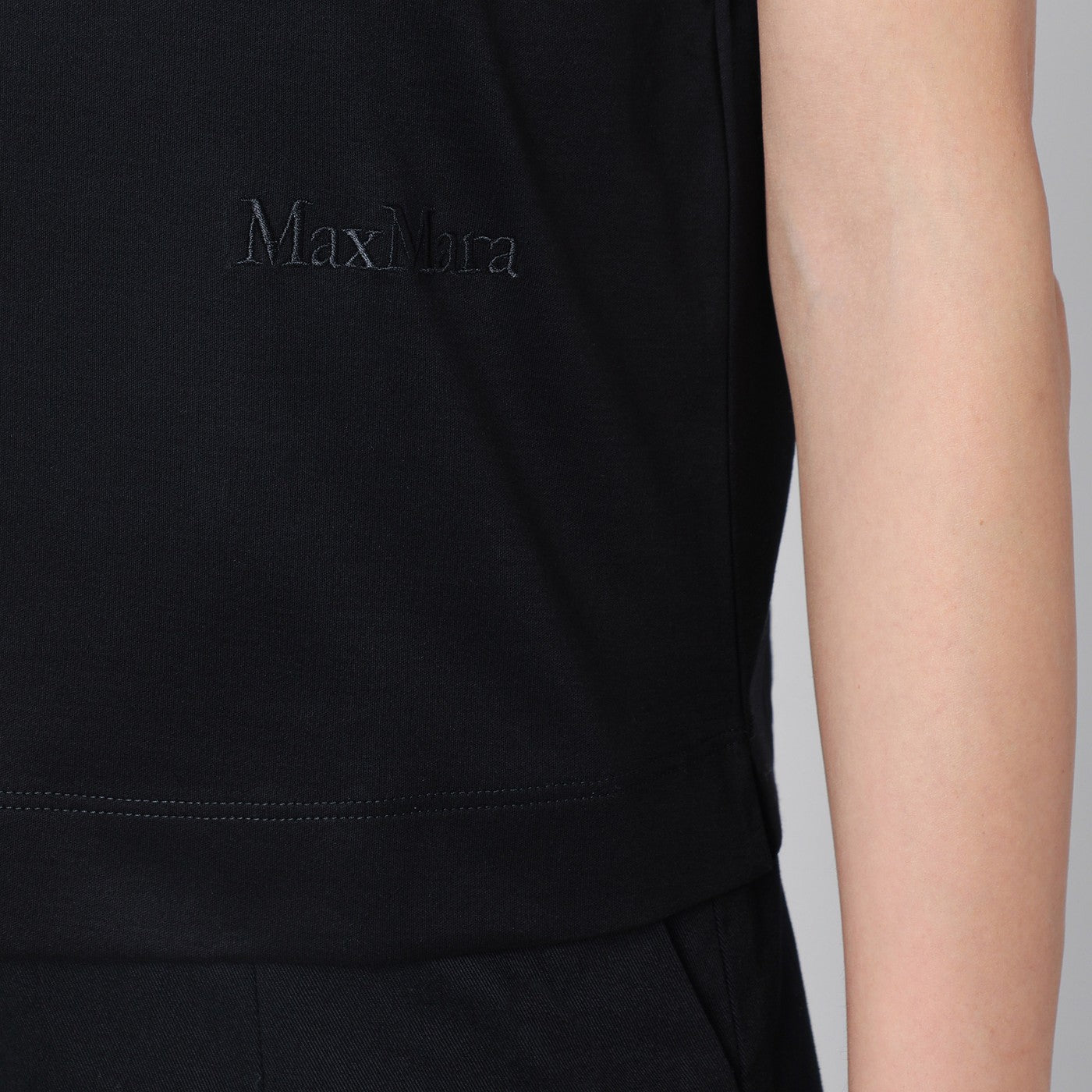 Black cotton T-shirt