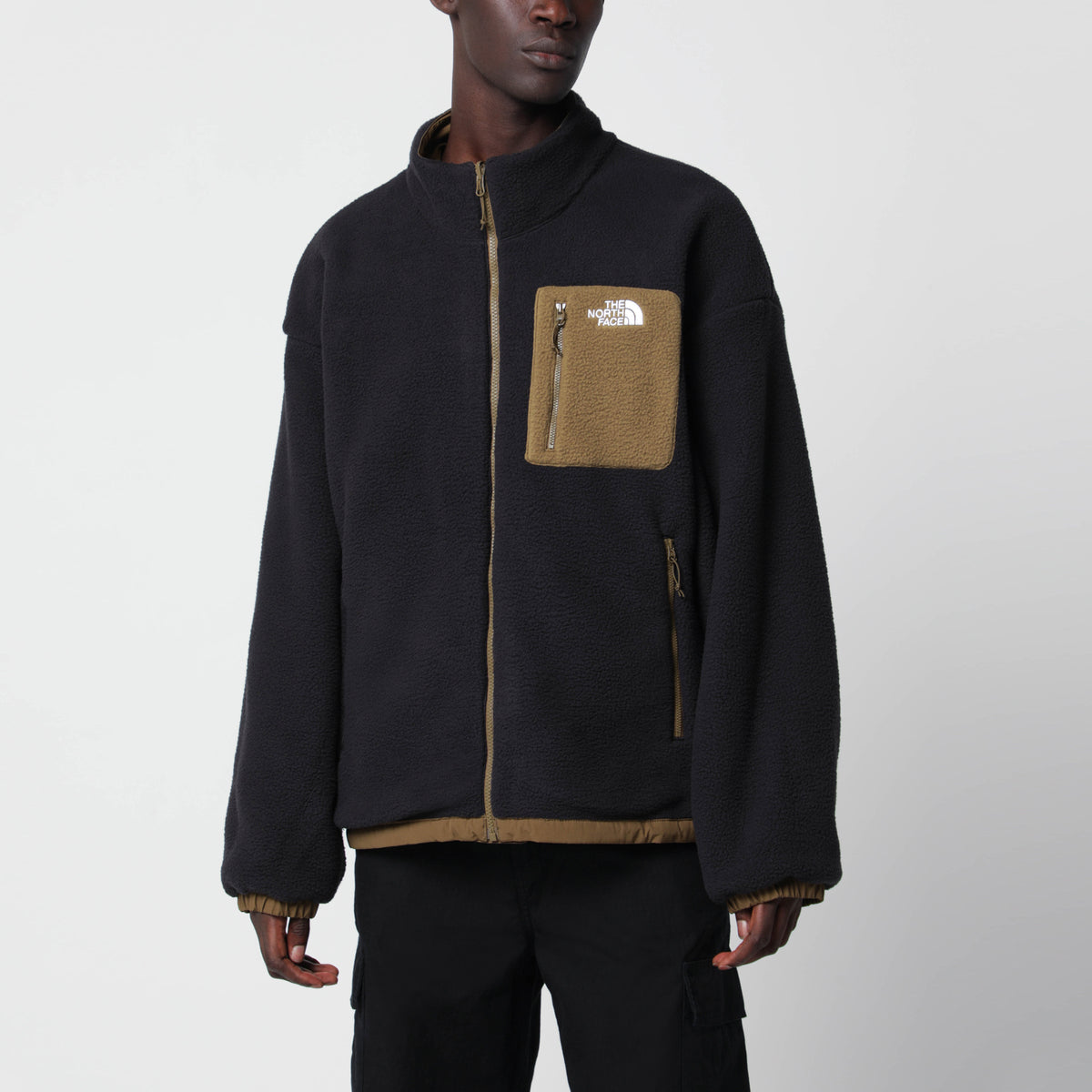 Wendbare Yumiori Fleecejacke in Cumin / Schwarz