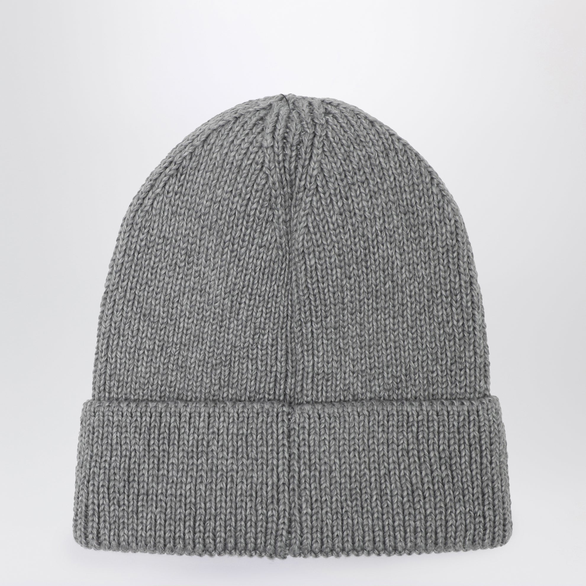 Grey beanie with logo patch
