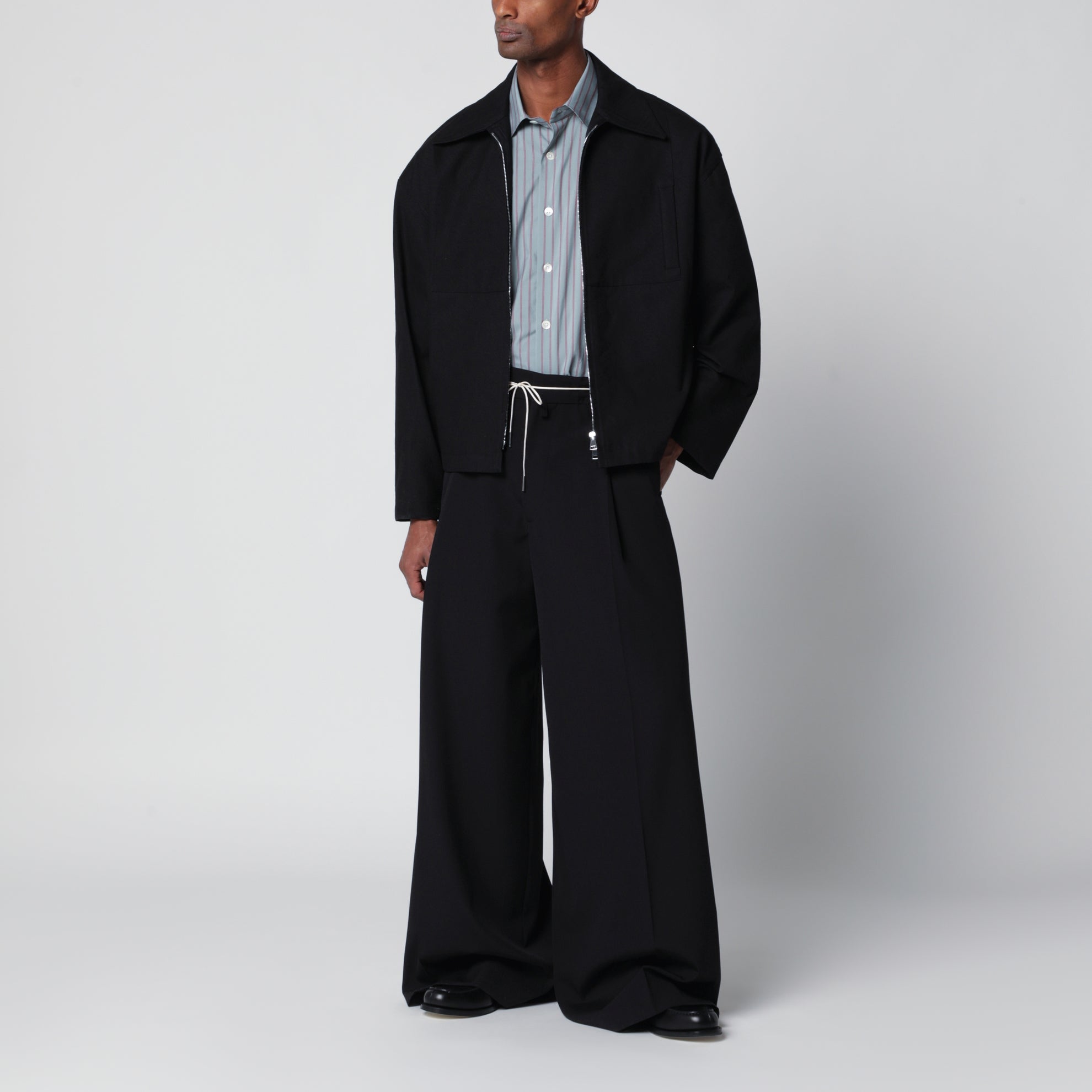 Black cotton zip-up jacket