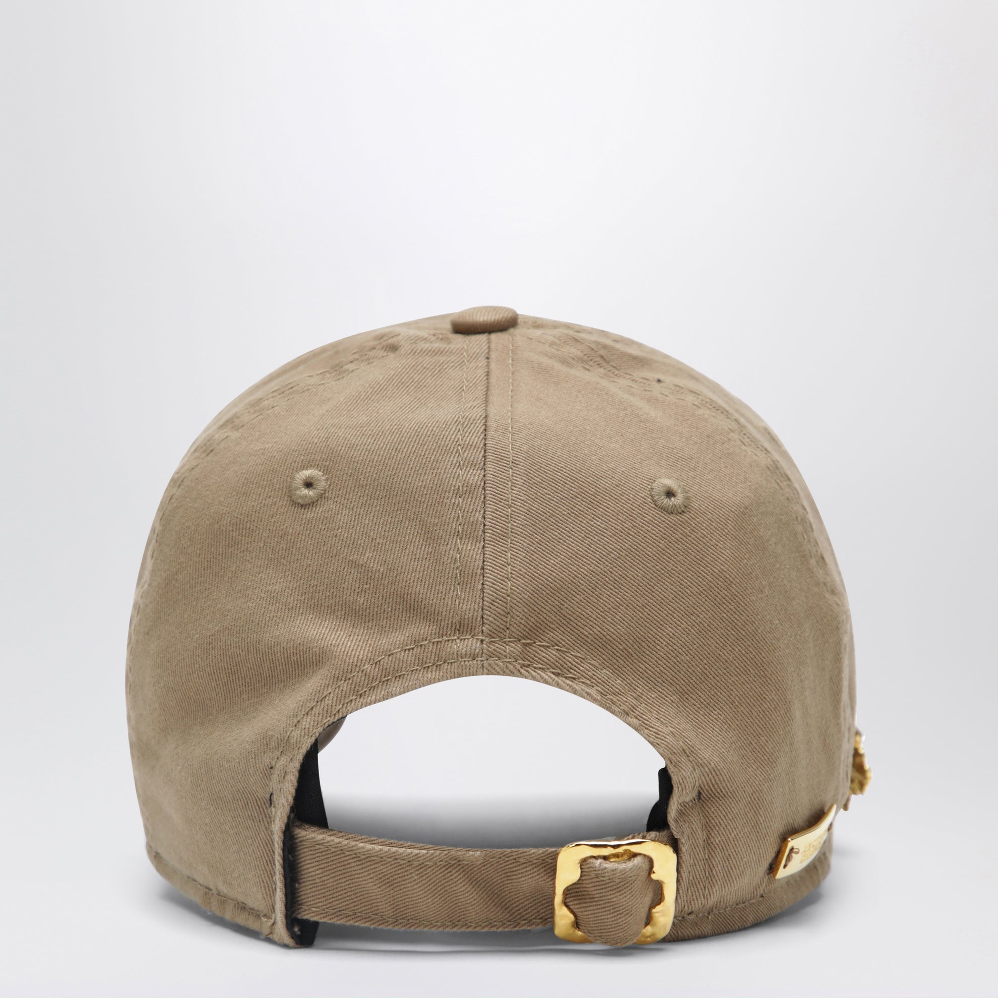 Cappello New Era 9TWENTY beige 07 con spilla