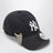 New Era 9TWENTY Cap in Marineblau 02 mit Anstecknadel