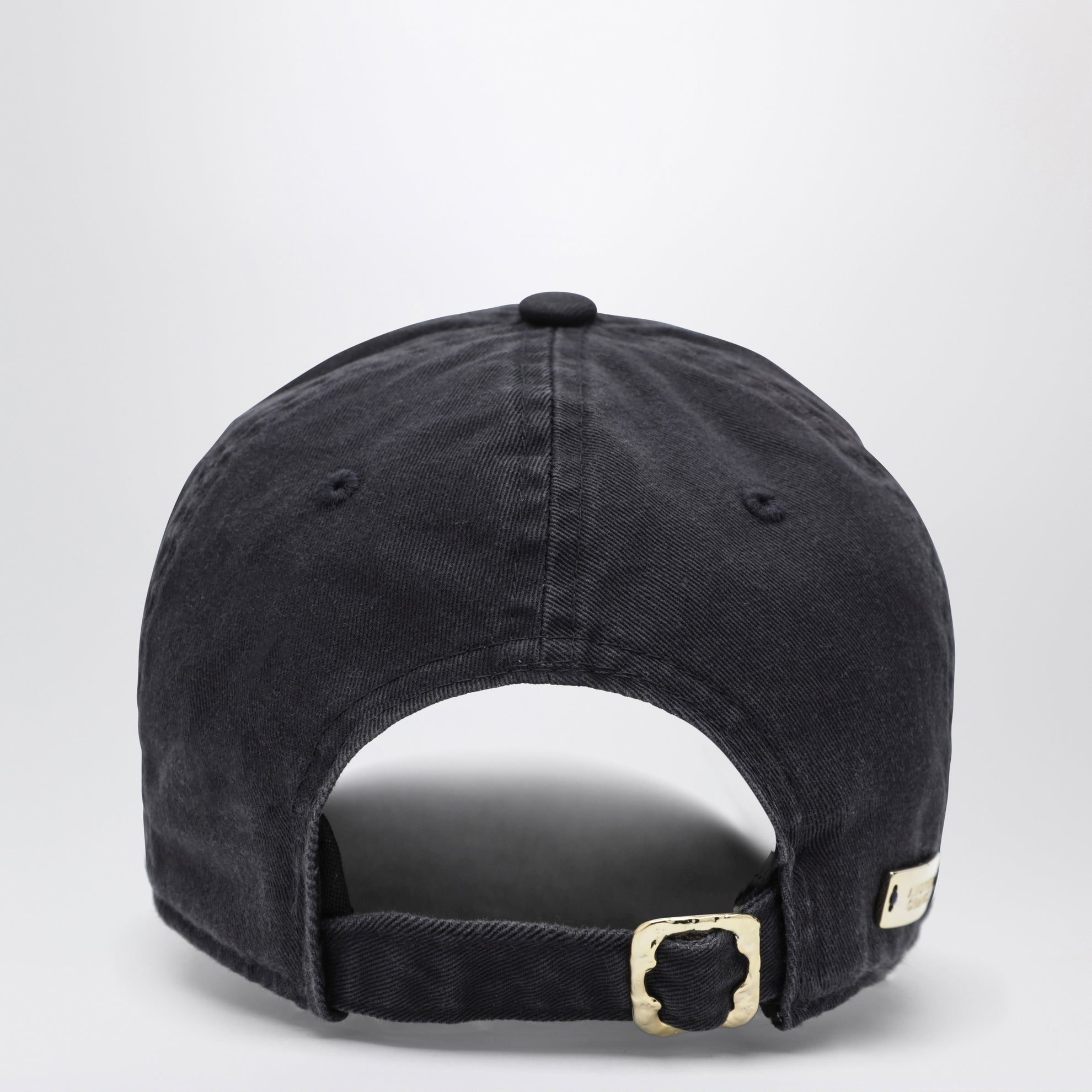 New Era 9TWENTY Cap in Marineblau 02 mit Anstecknadel