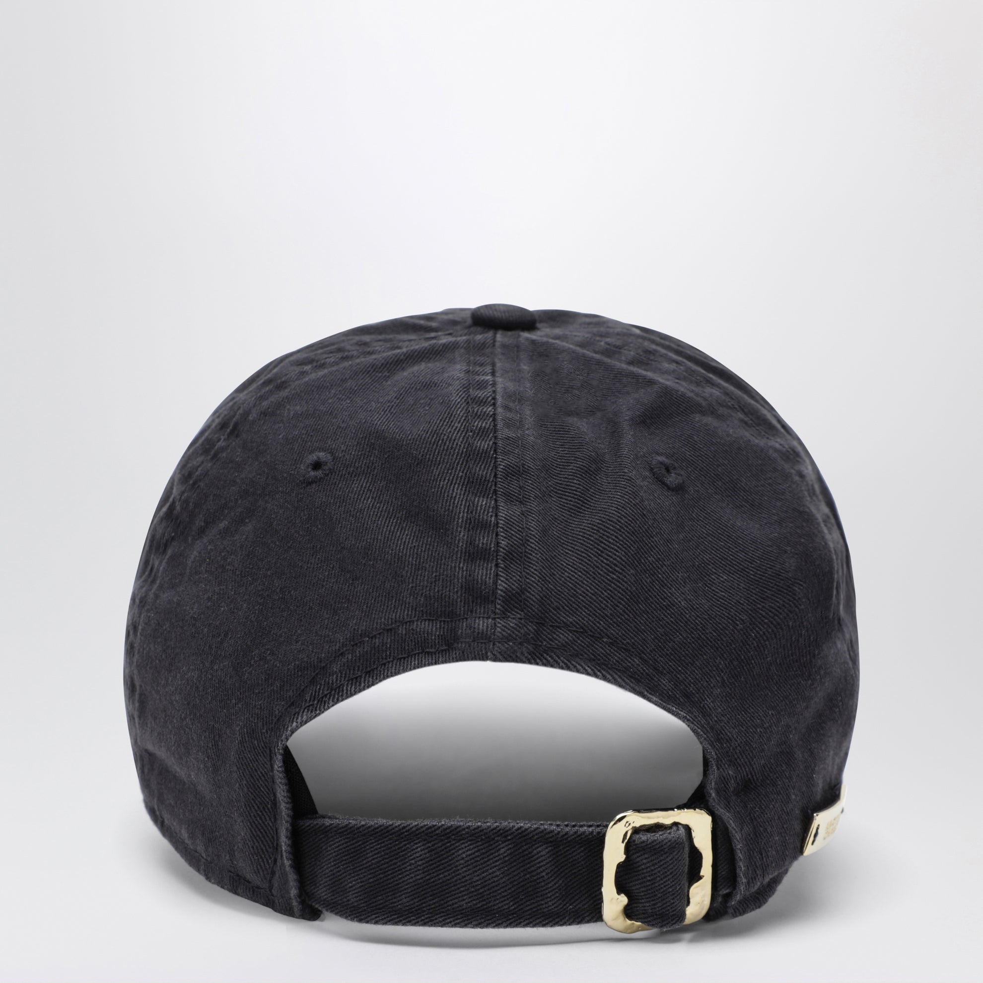 New Era 9TWENTY Cap in Marineblau 05 mit Anstecknadel