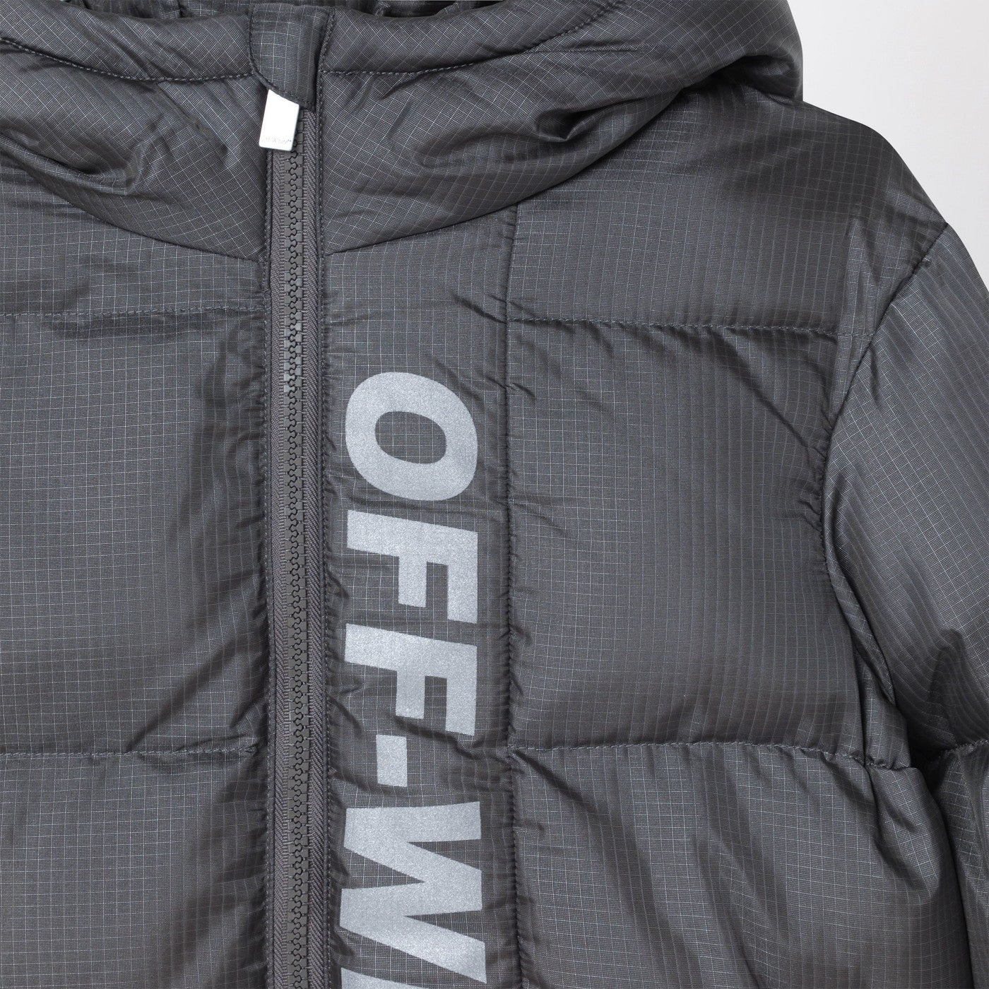 Dark gray Ripstop nylon puffer jacket