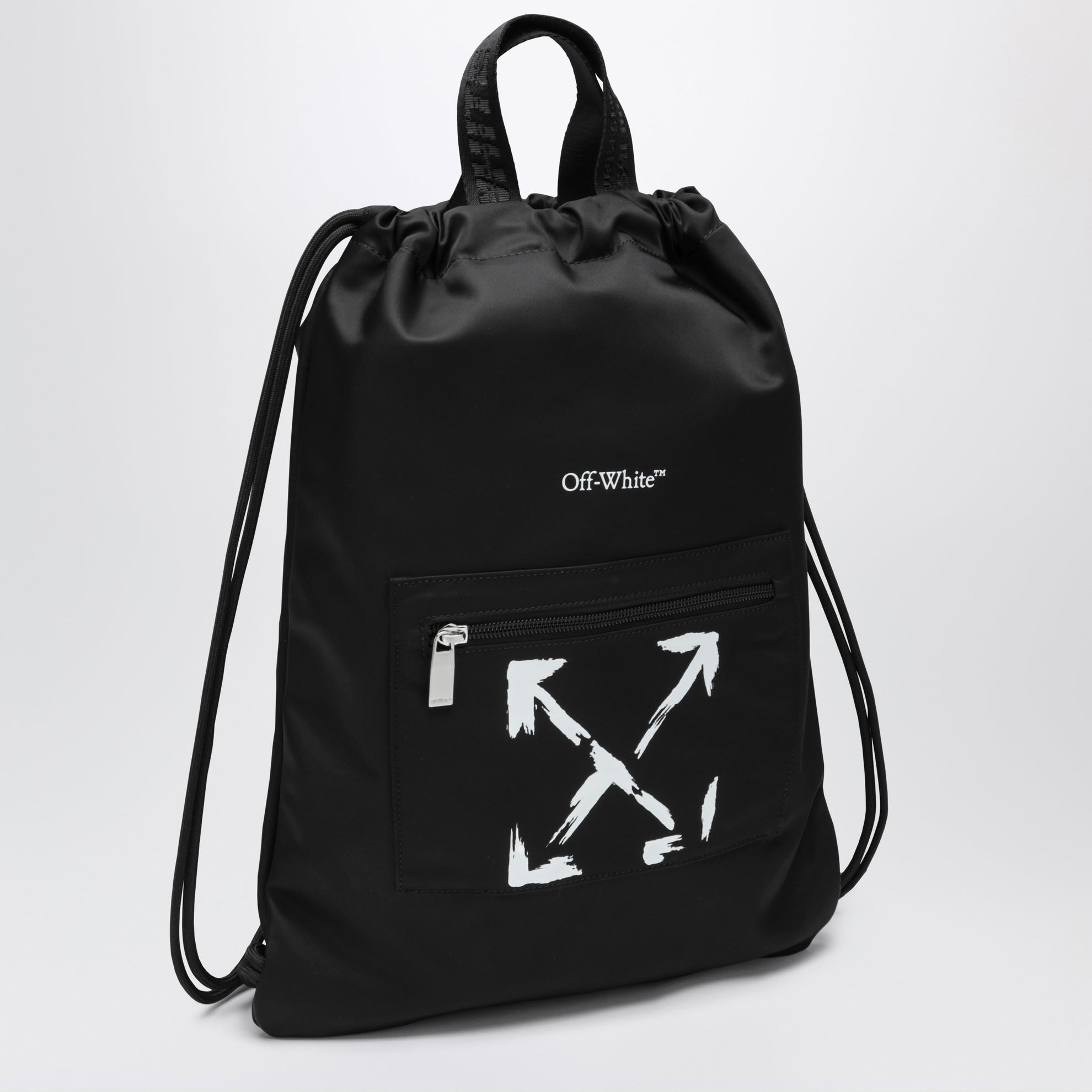 Black gym sack with Arrow motif