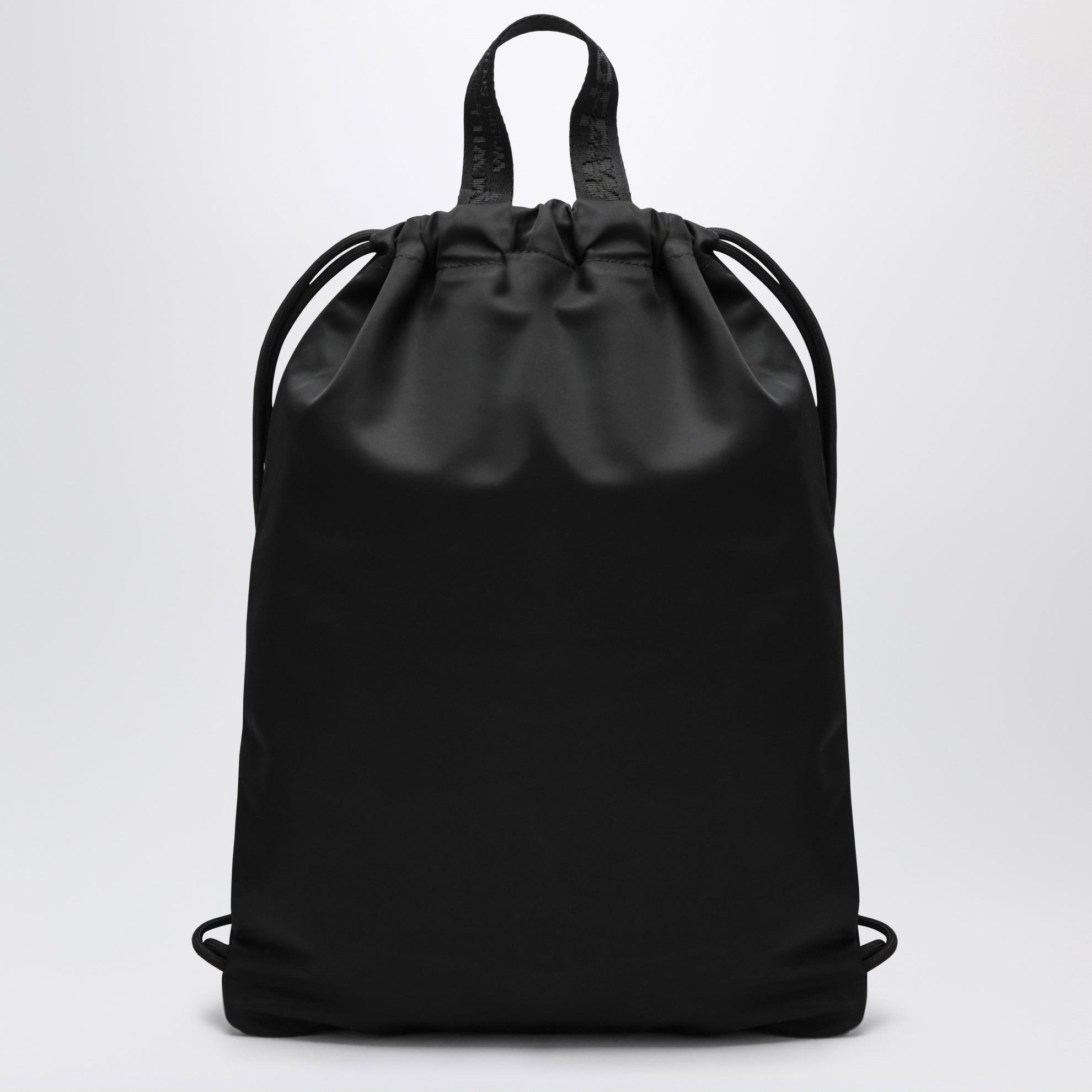 Black gym sack with Arrow motif