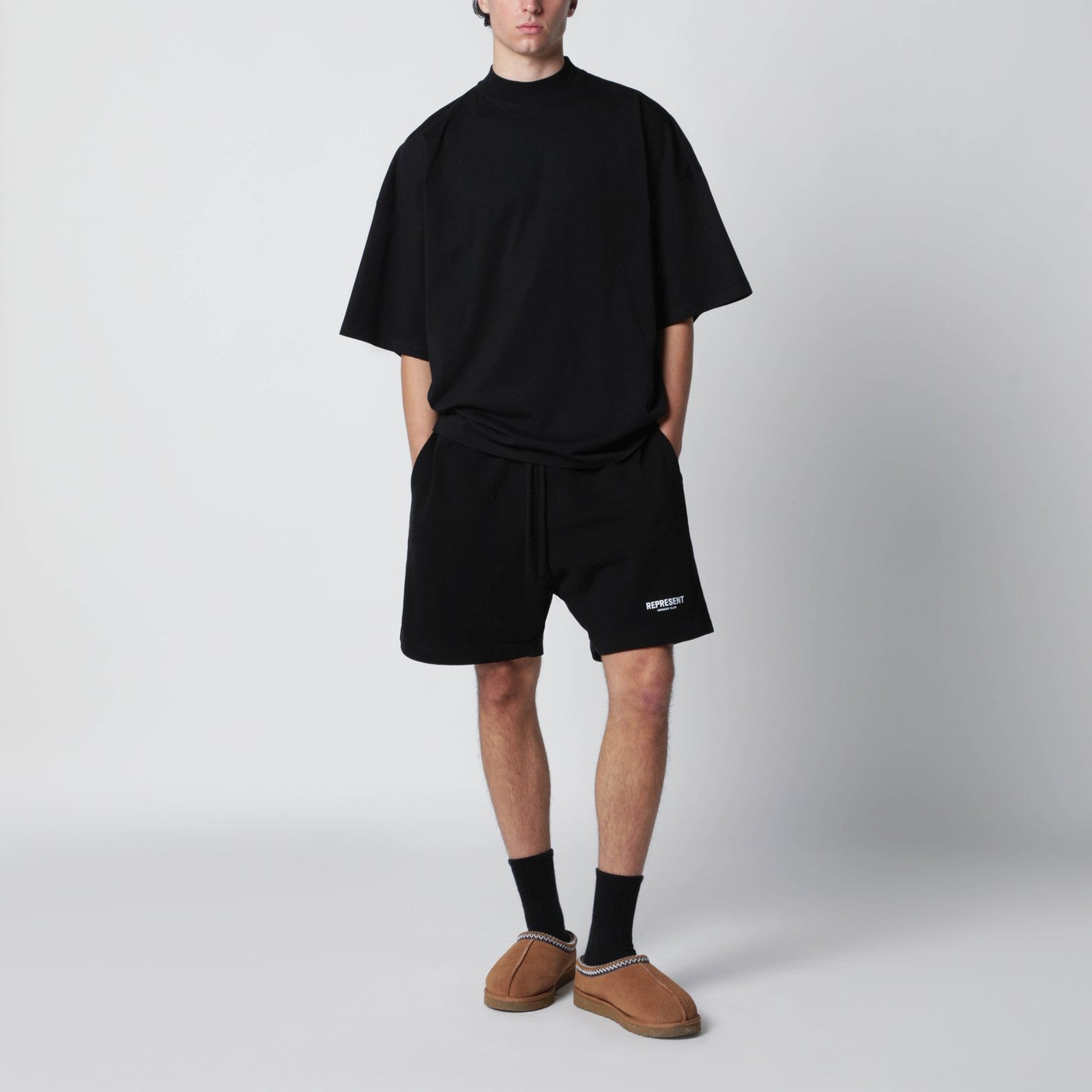 Black cotton shorts with logo